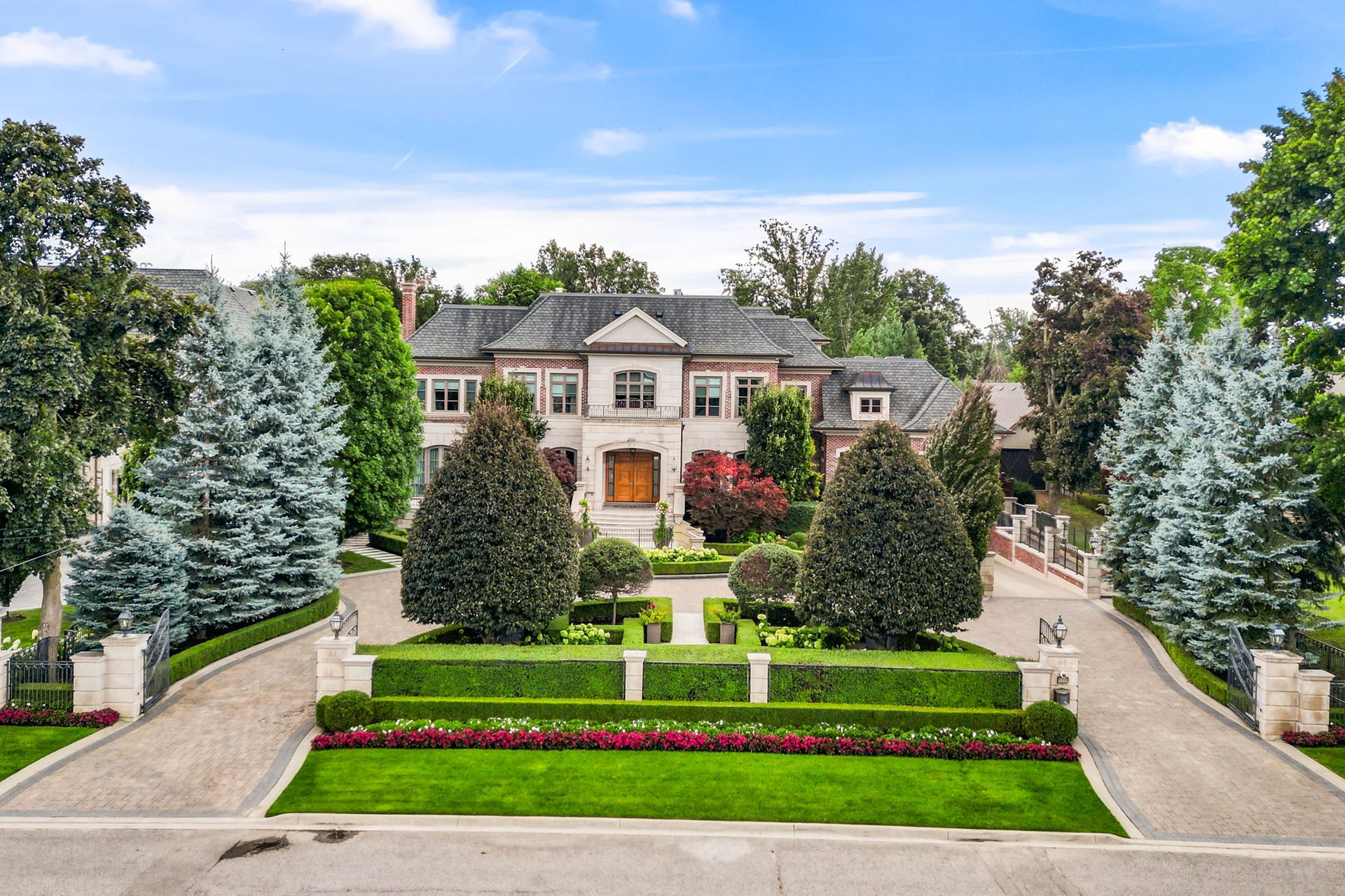 SOLD: A Triumph Of Architectural Brilliance