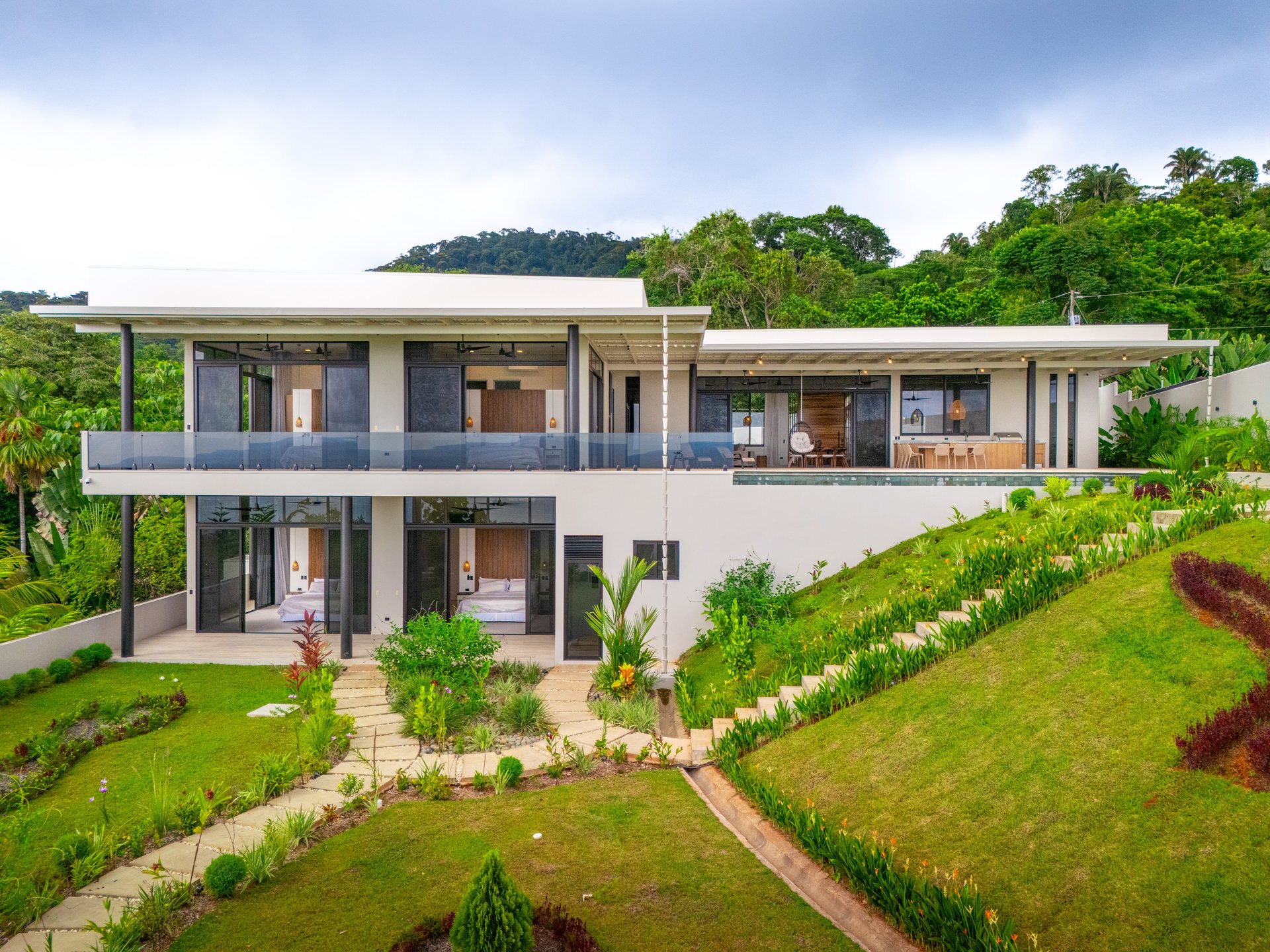 Lion's Gate Sunset Estate
