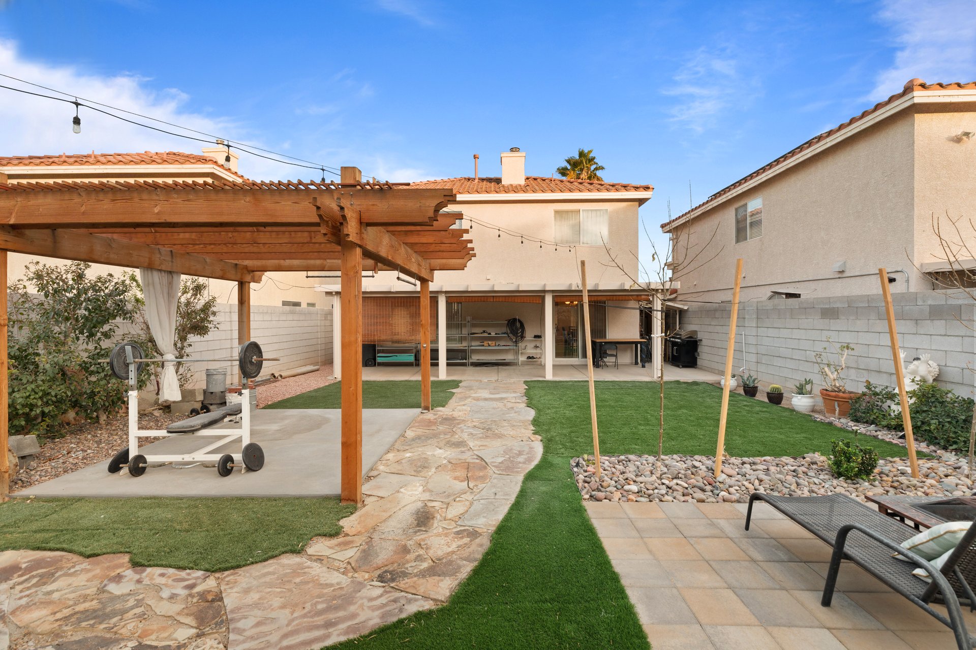 5183 Zoroaster Street