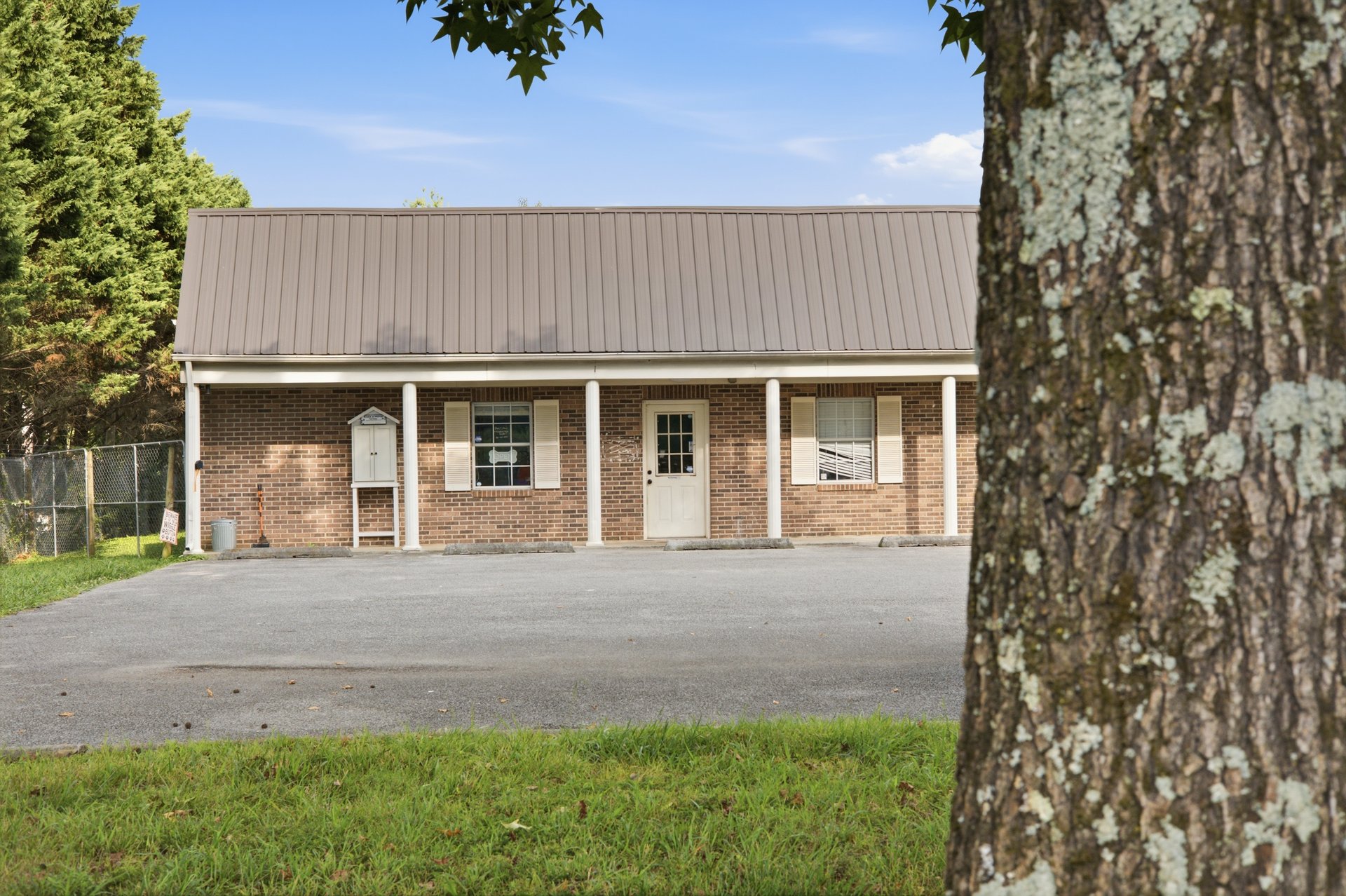 1267 Carding Machine Rd. Loudon, TN 