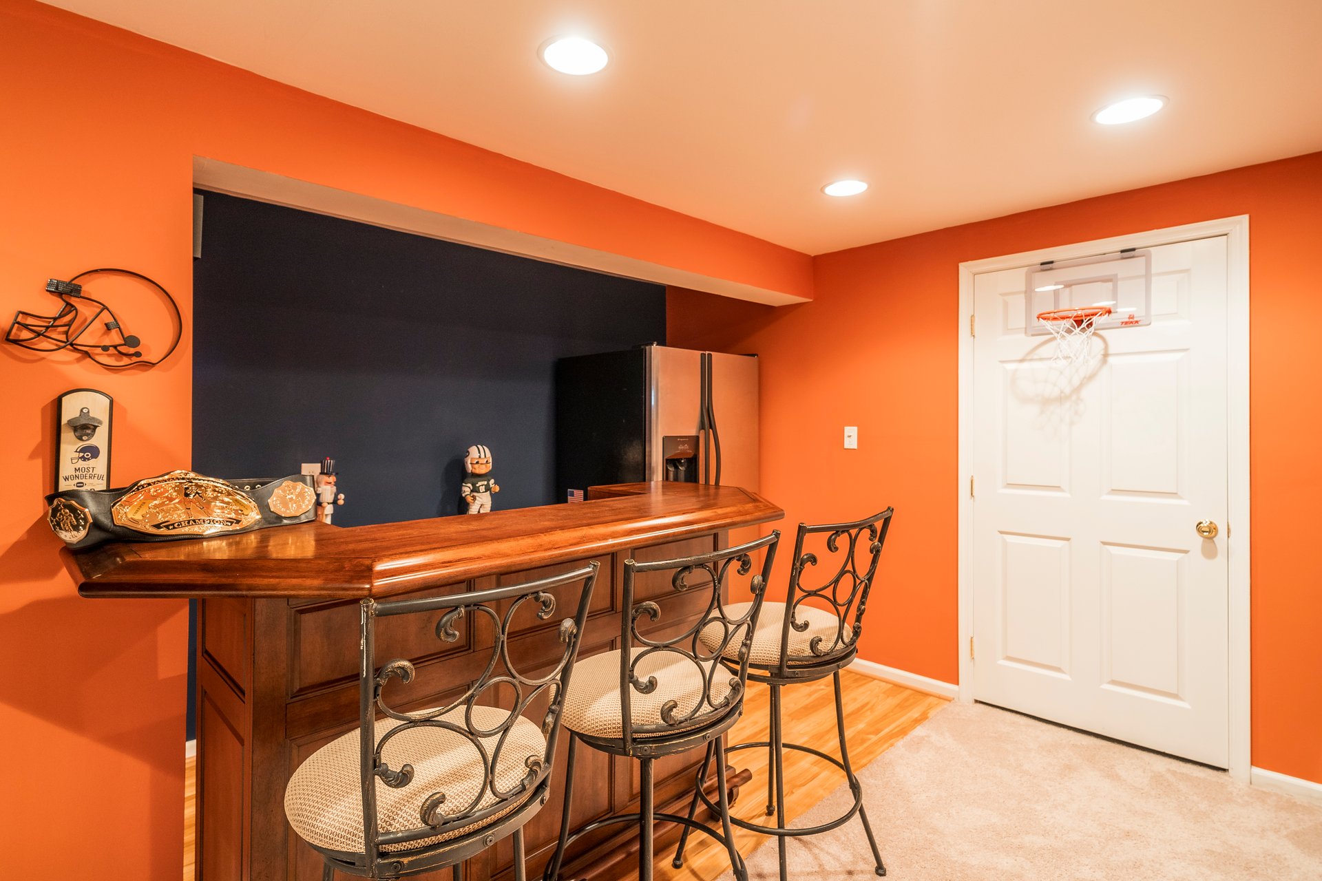 7055 Maple Court