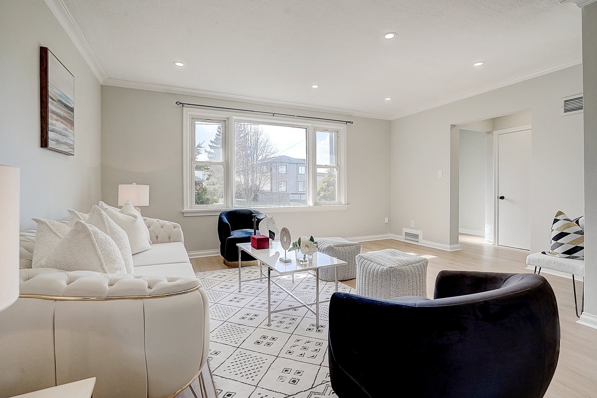 8 Bellvare Crescent, Toronto