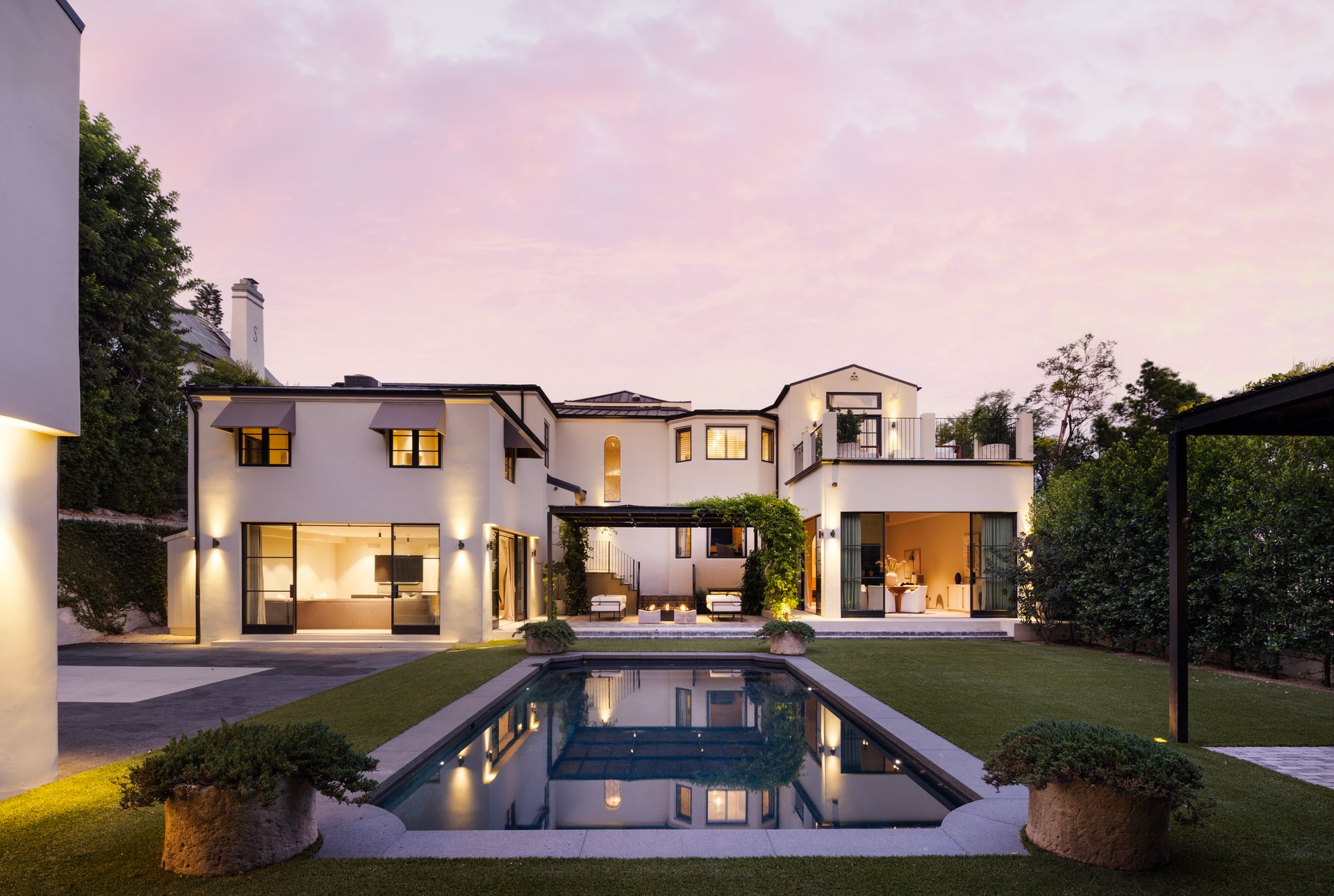 2401 Nottingham Ave, Los Feliz