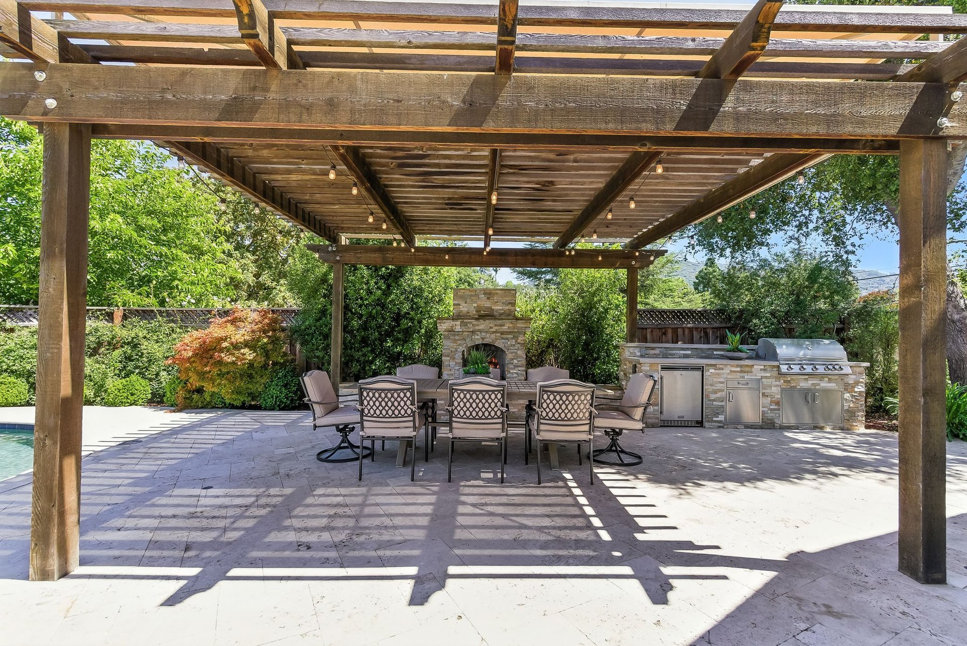 16180 Jasmine Way