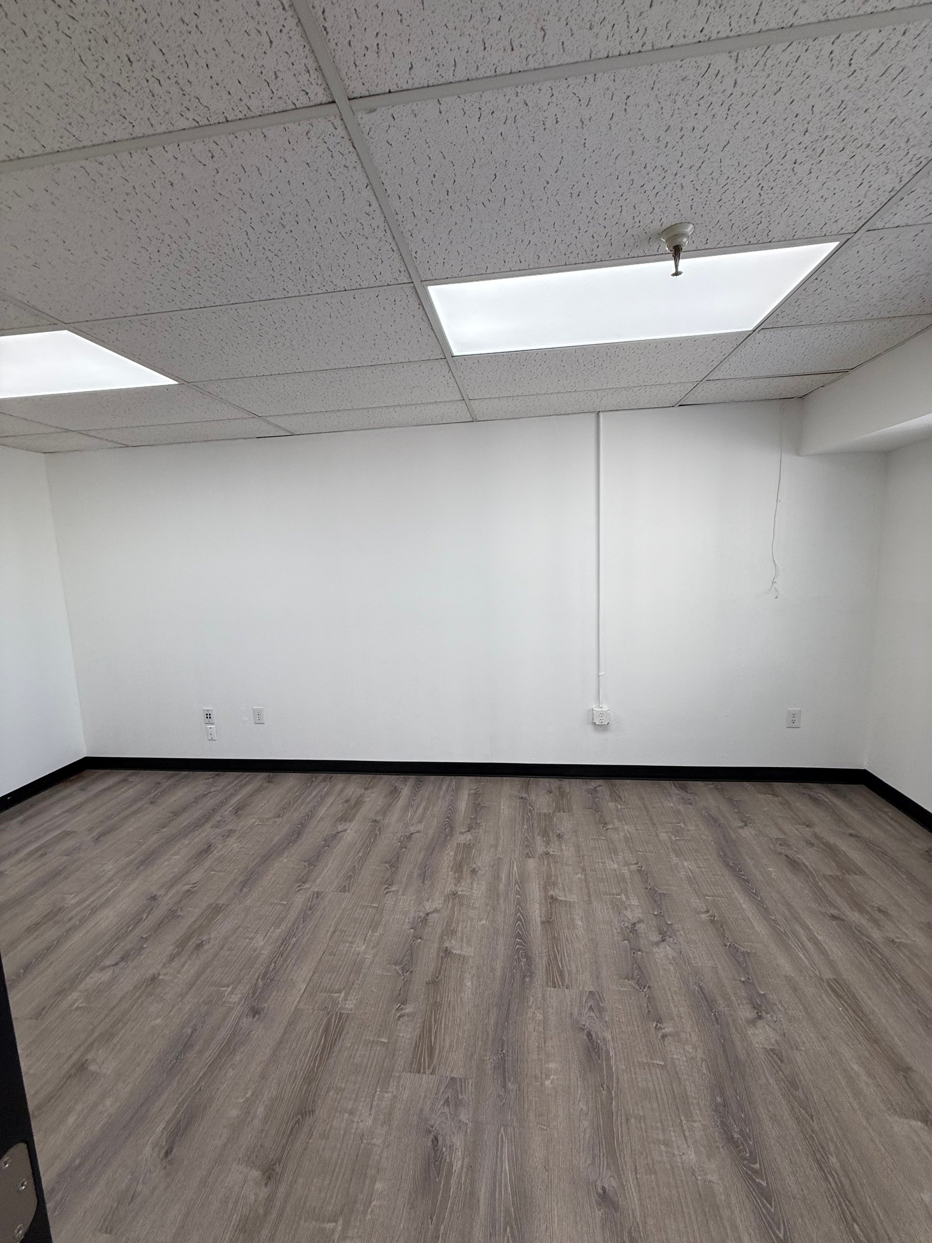 7227 Broadway
