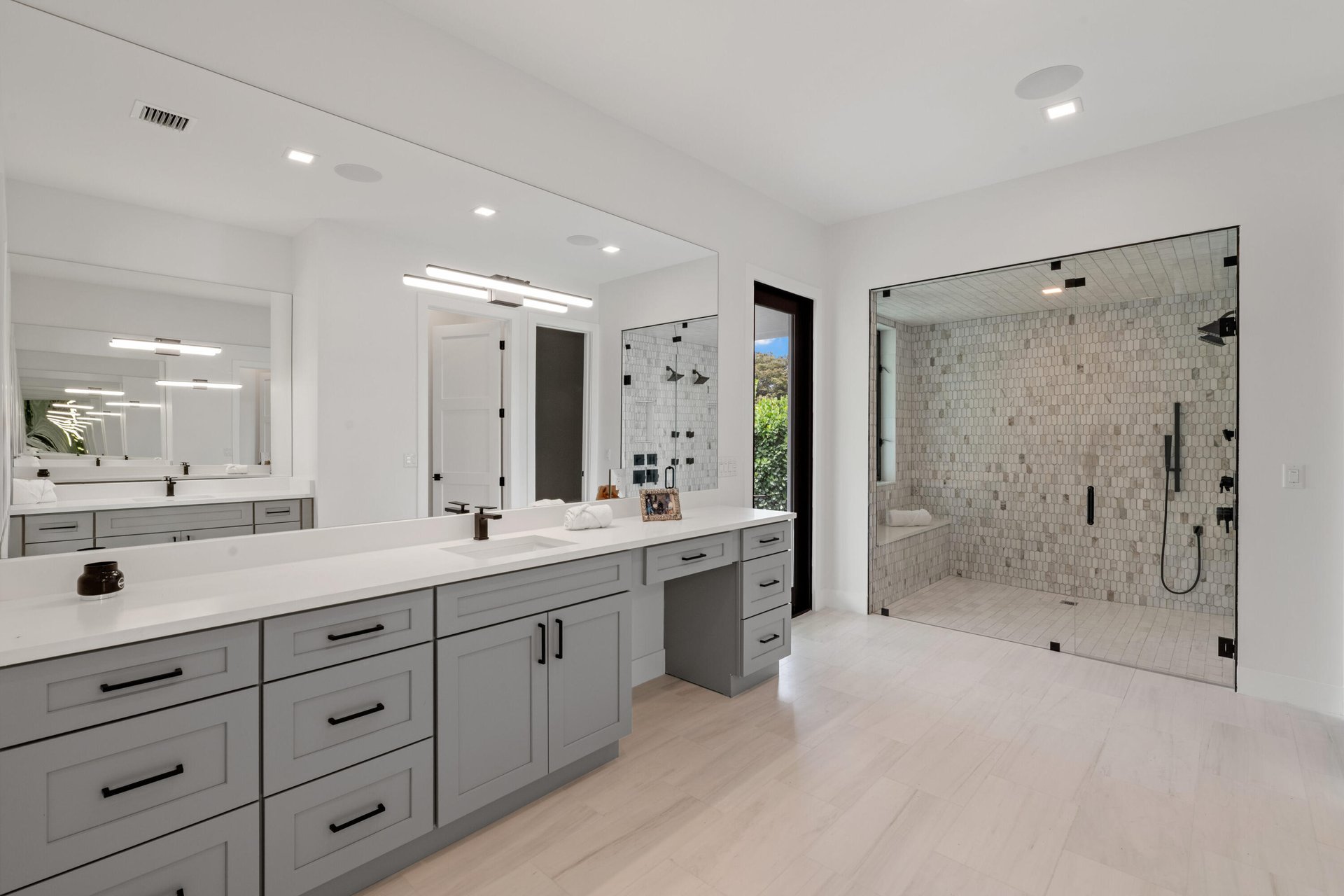 3585 Aiken Court