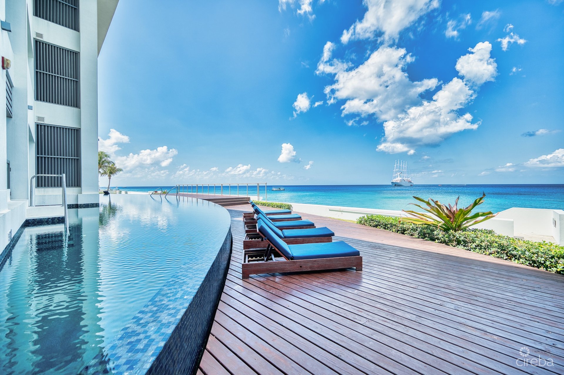 OCEANA PENTHOUSE