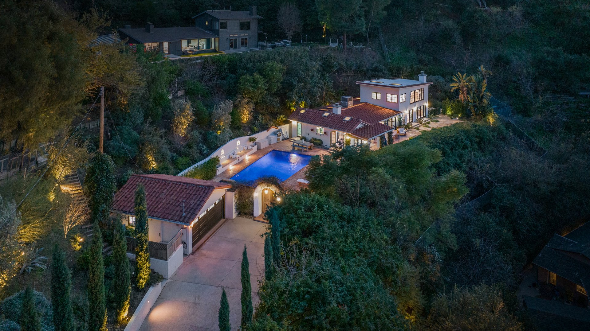3646 Sunswept Dr, Studio City 