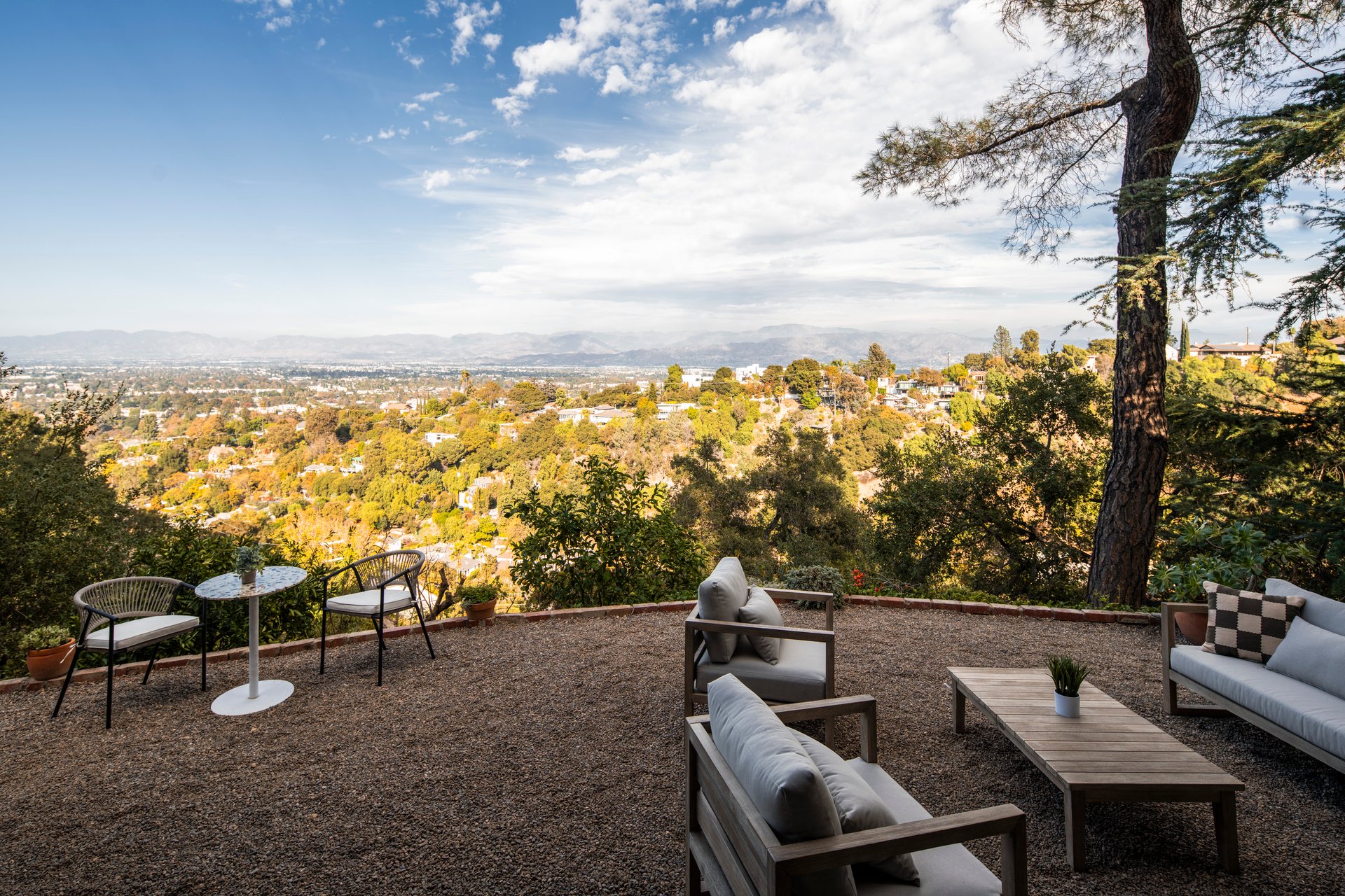 3720 Alta Mesa Dr, Studio City