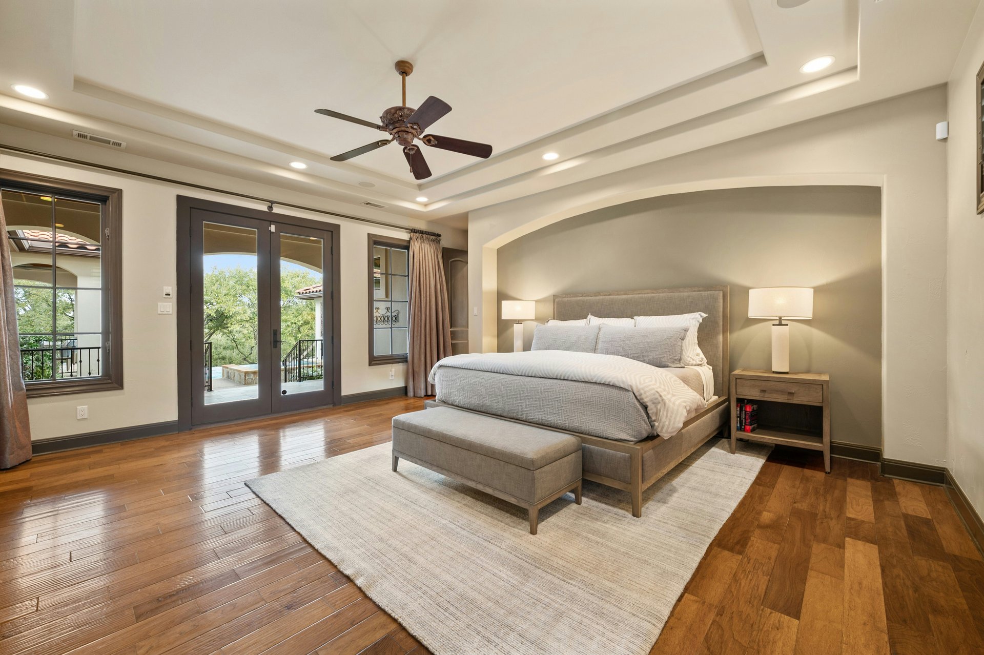 10213 Amwell Cove