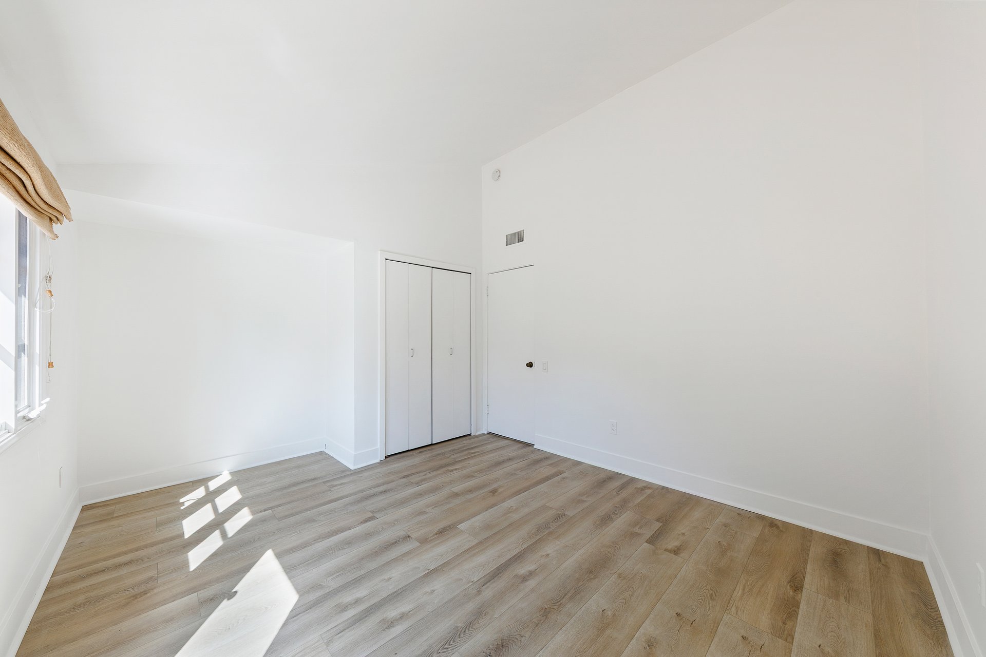 Spacious Malibu West Mid Century