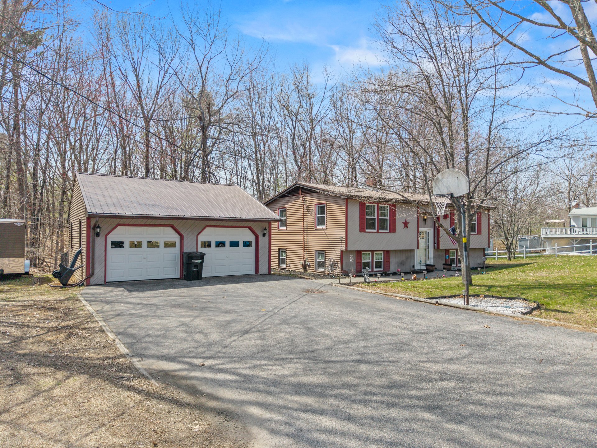134 Ell Pond Road