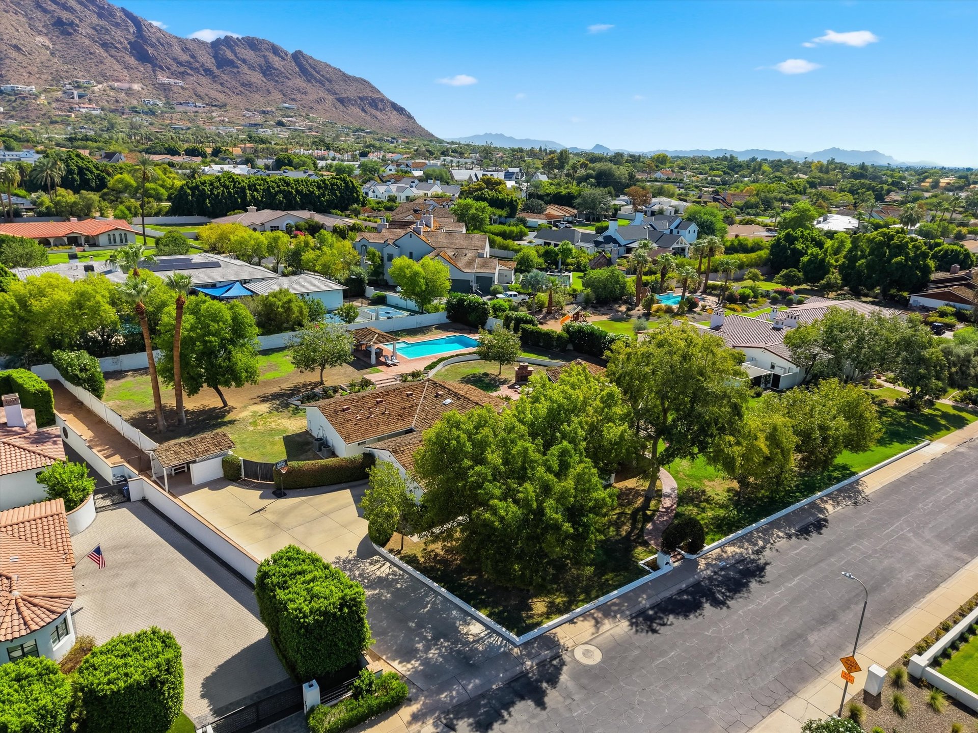4920 E CALLE DEL MEDIO