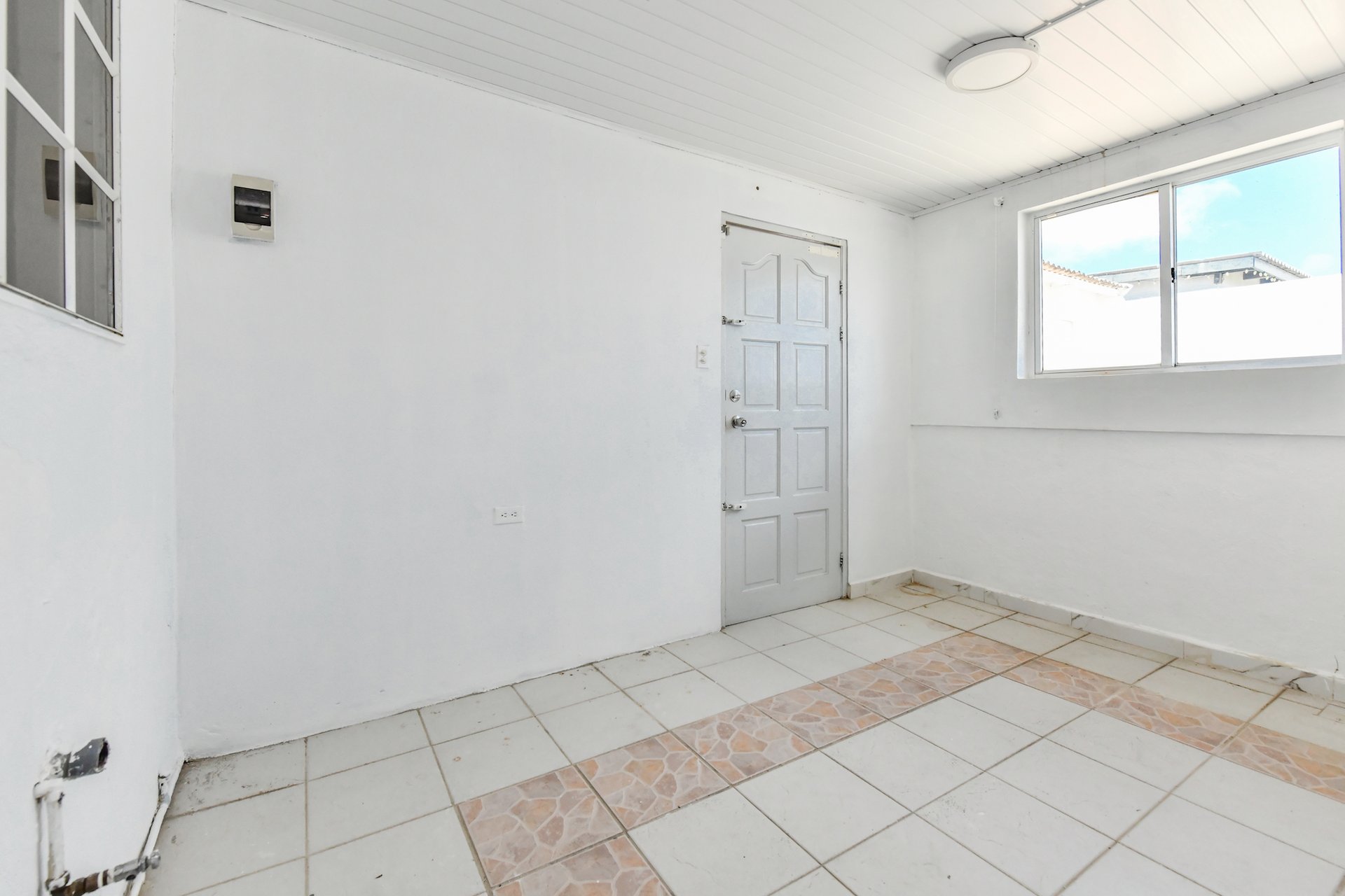 Paradera 177 A (Sale in Progress)