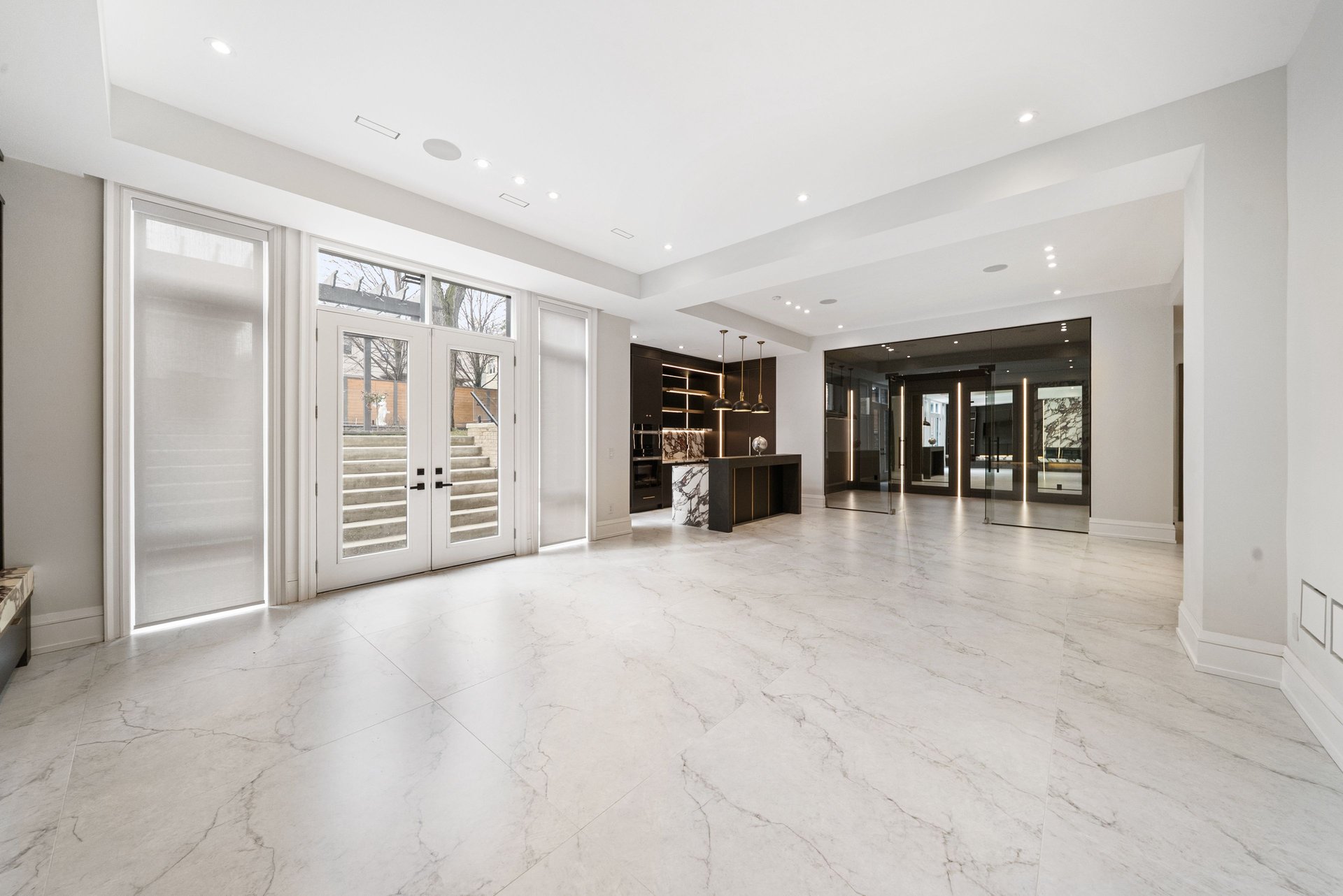 SOLD: Architectural Elegance