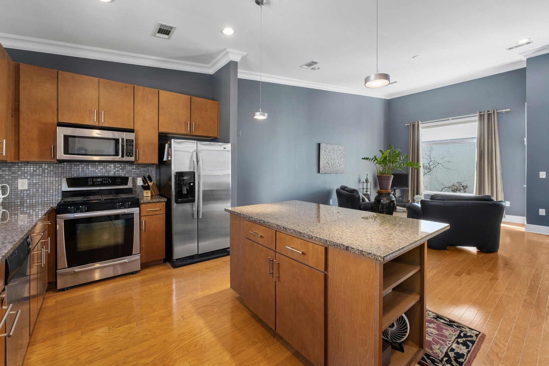 1702 S Lamar Blvd #28