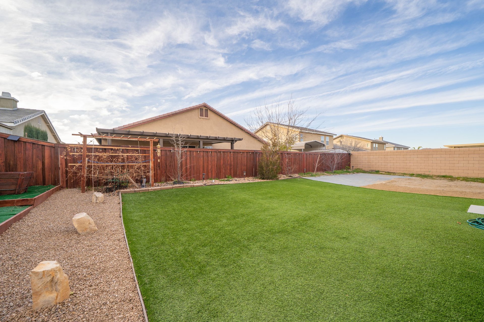 13946 Camino Cinco