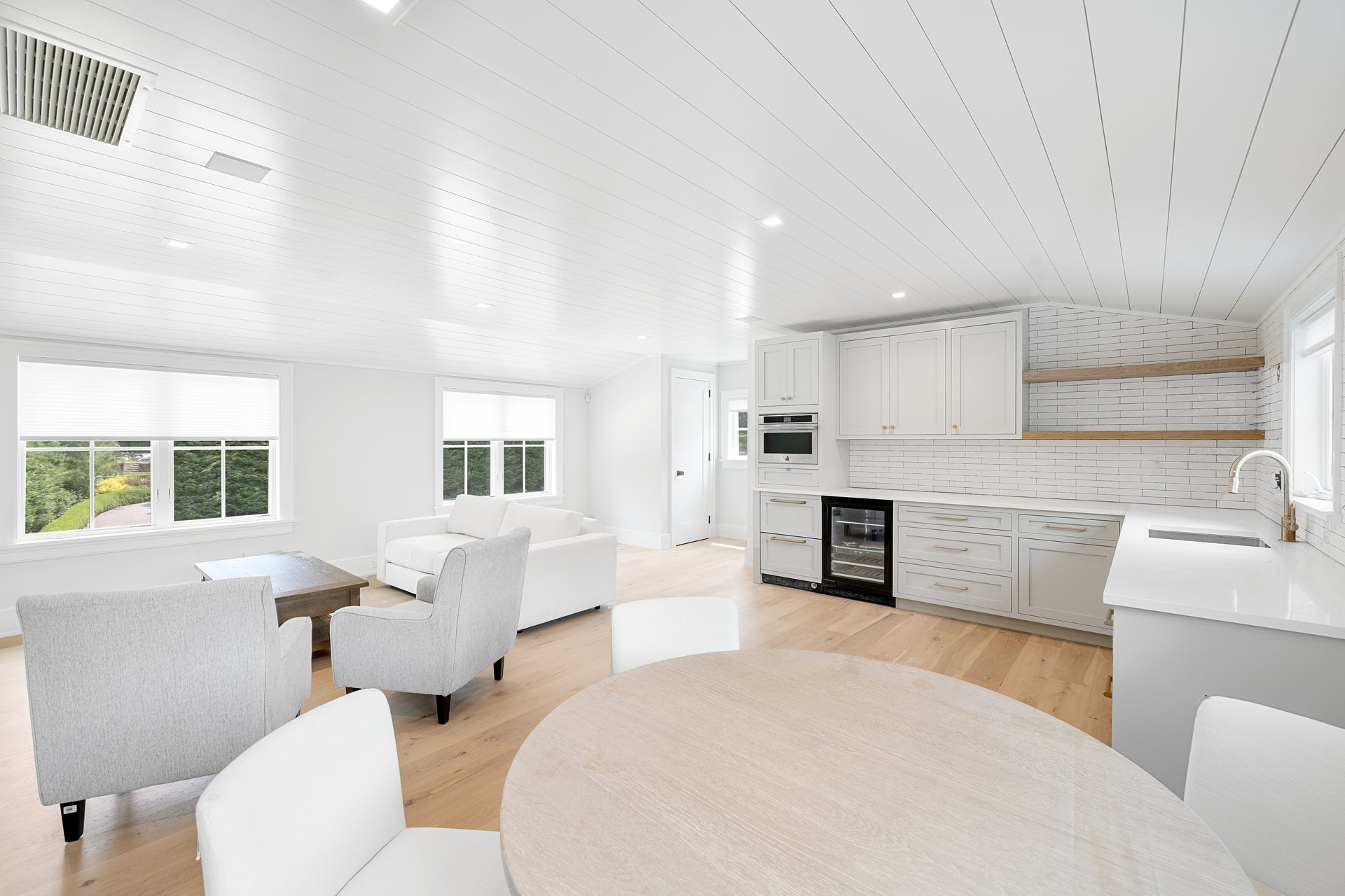18 Bay View Rd N