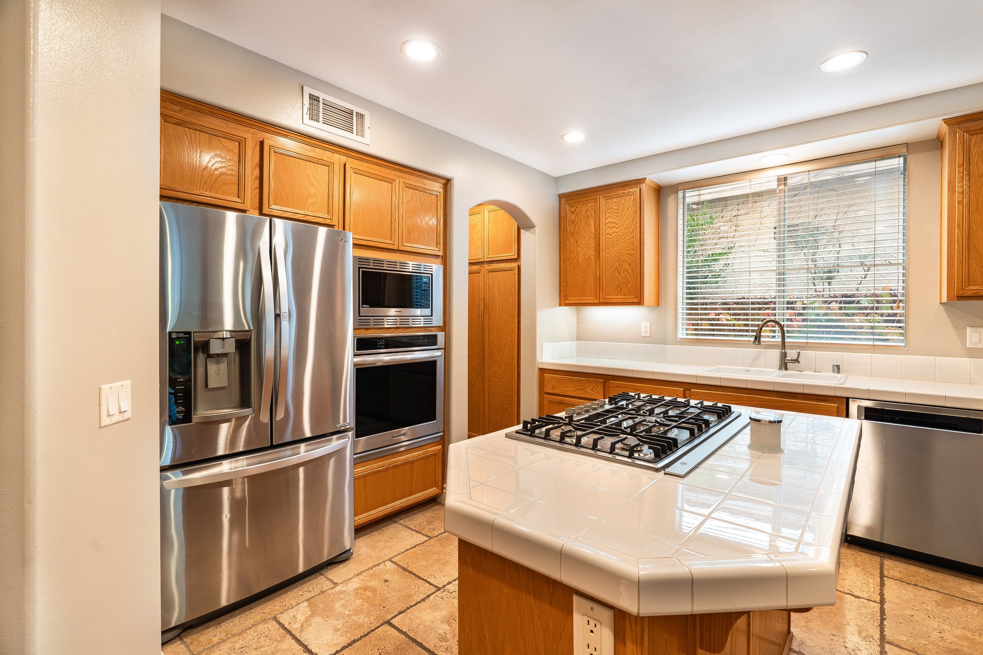 4672 Calle San Juan