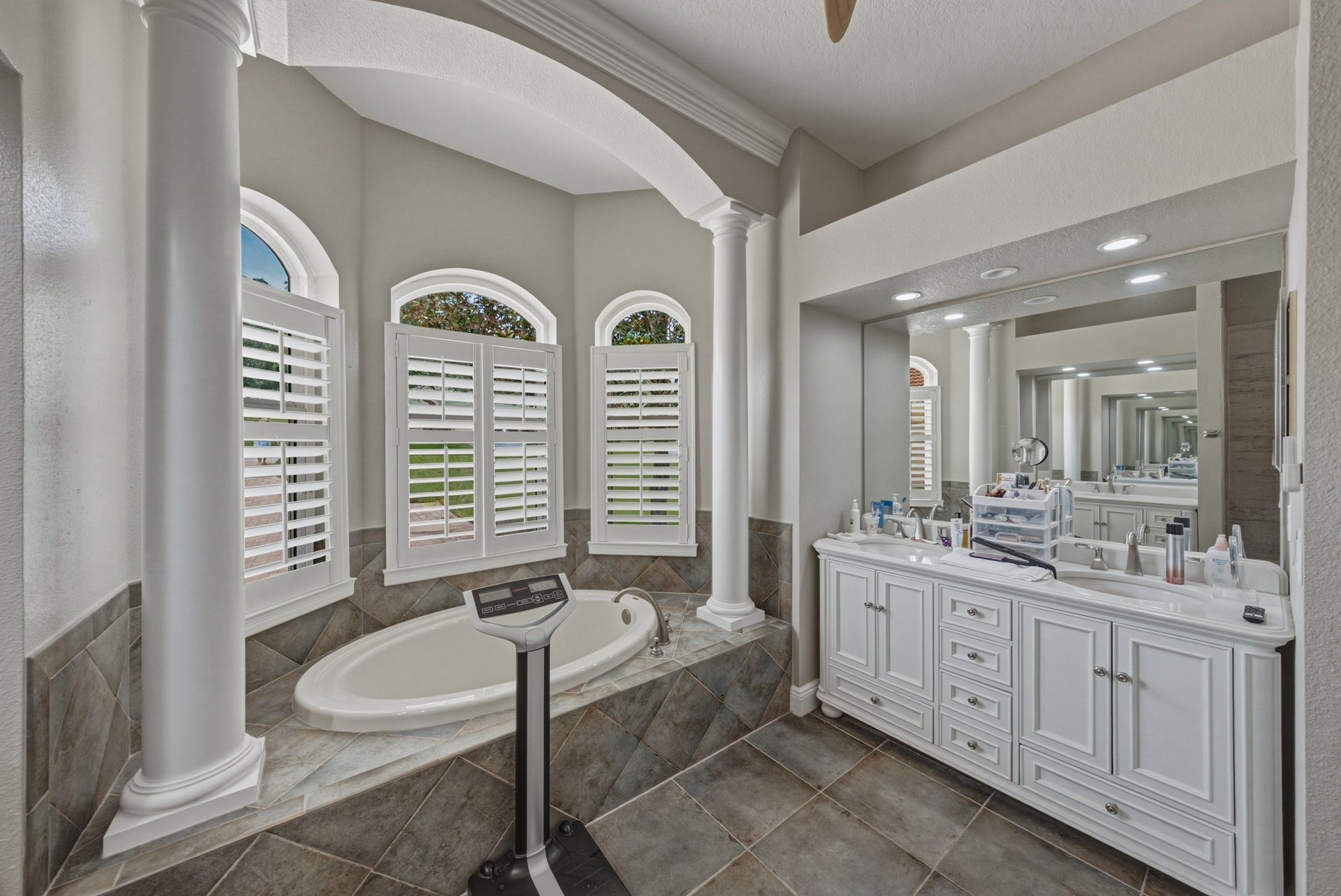 13140 TRADITION DR