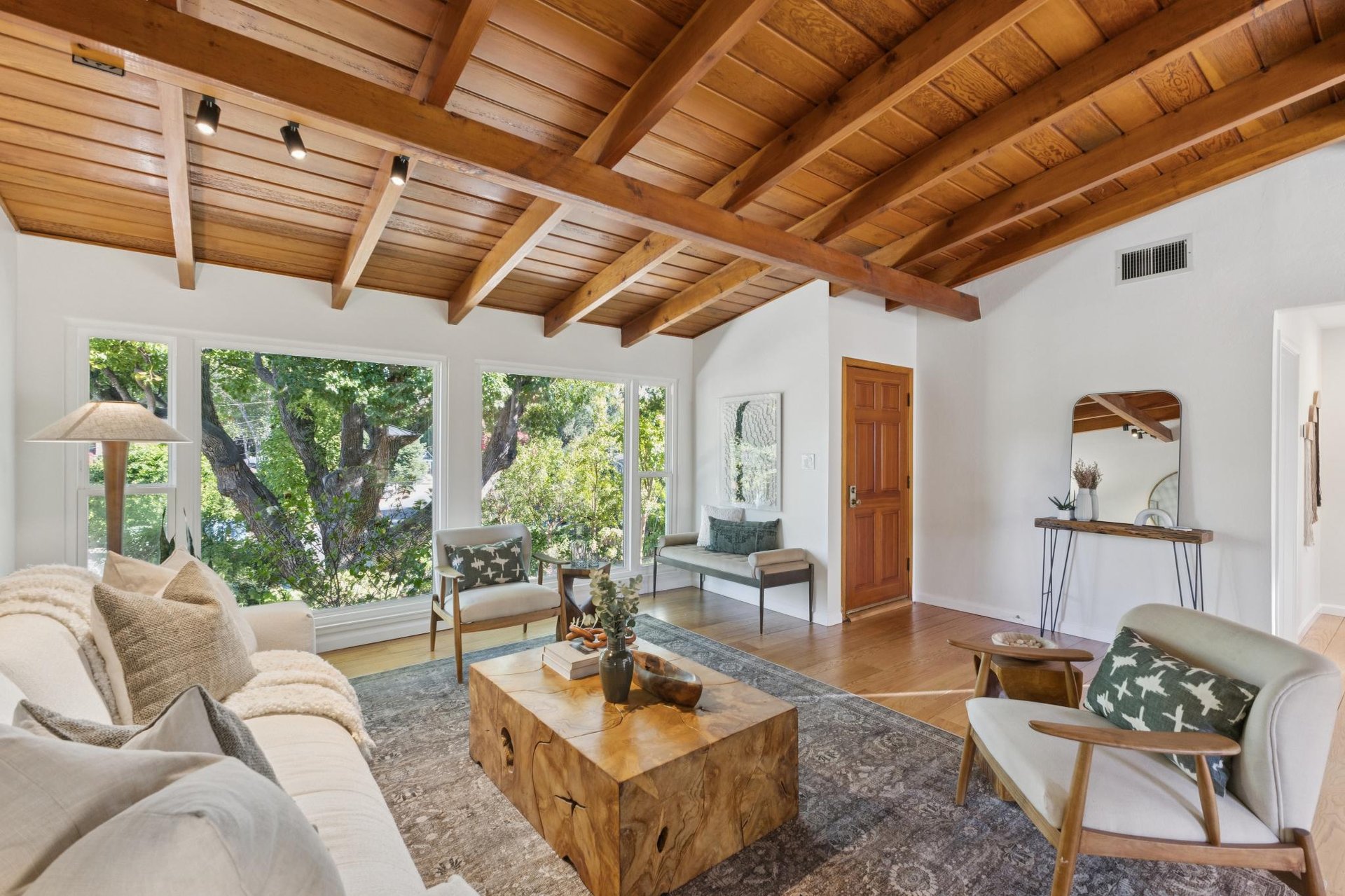 2645 Buenos Aires Ct