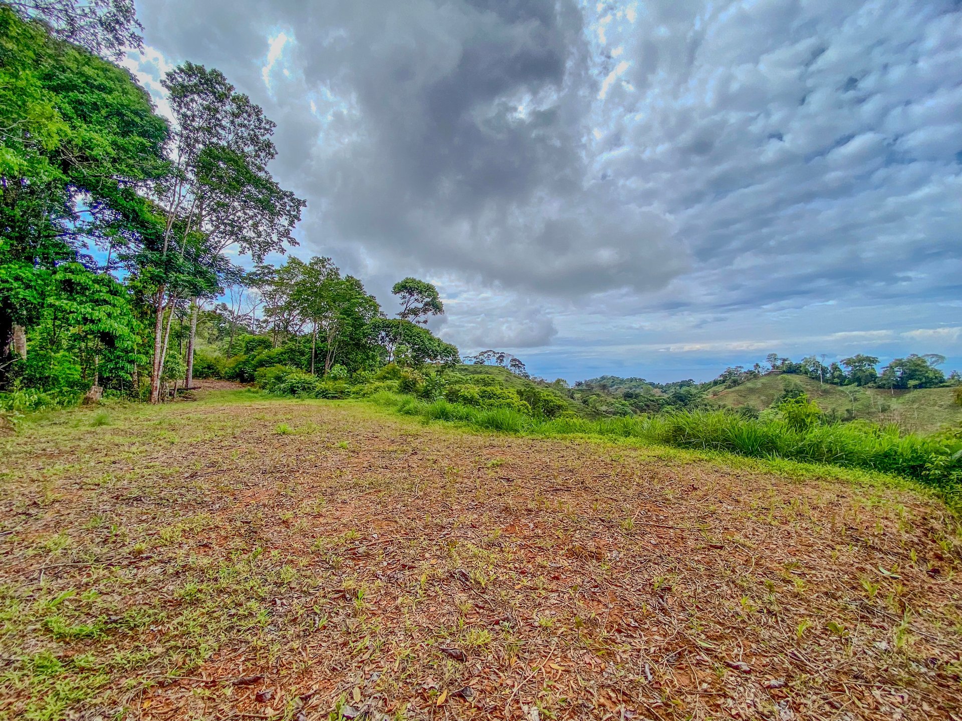 59.35 ACRES- Ocean And Mountain View Land, 6 Building Areas, Legal Water, Public Road, 20min From Beaches!!!