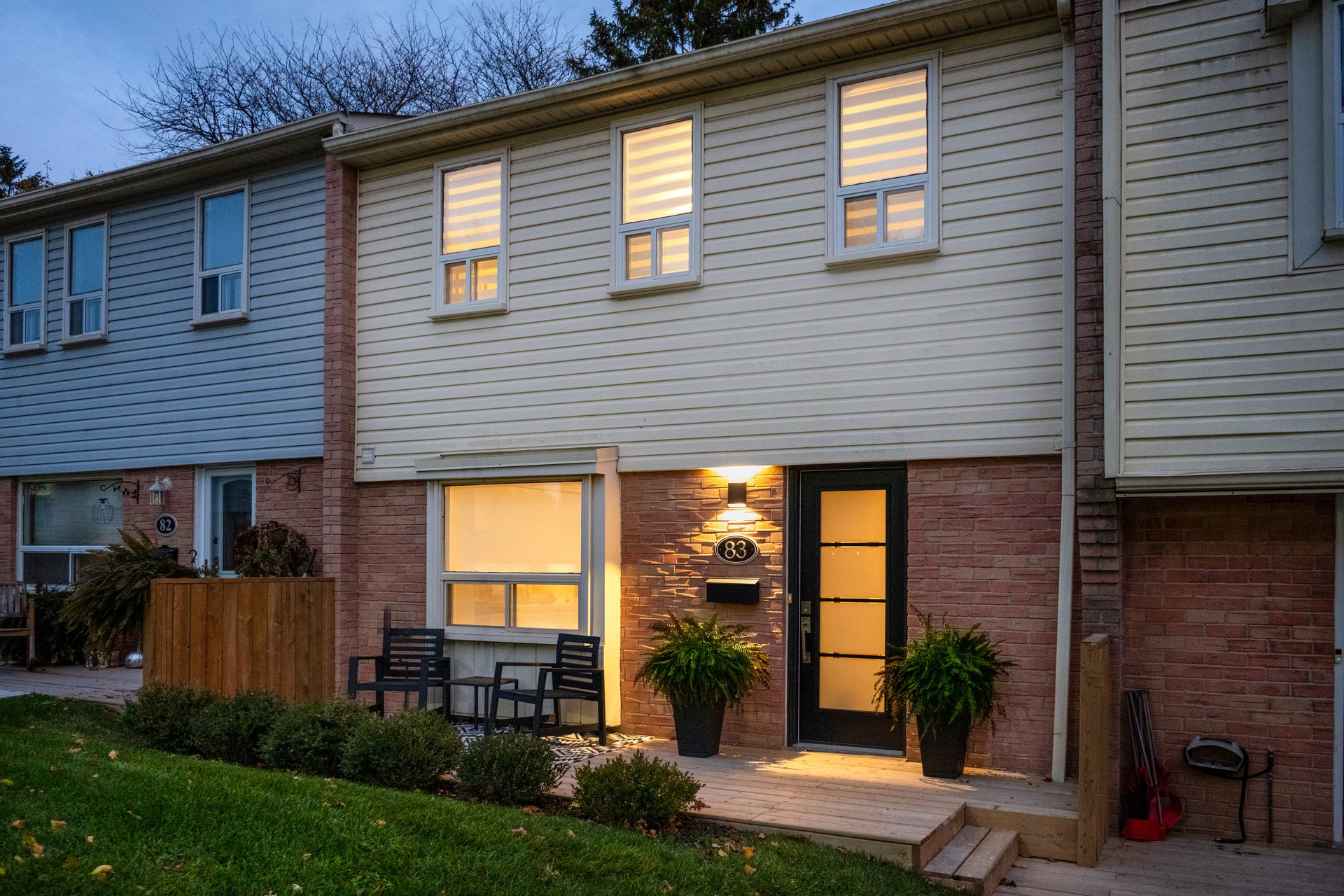 83-1055 Shawnmarr Road, Mississauga