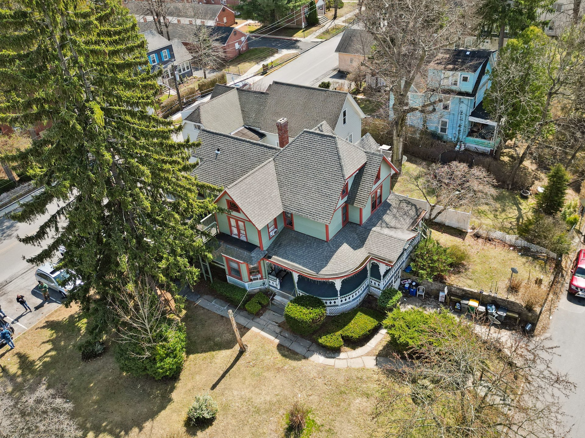 101 N Moger Avenue
