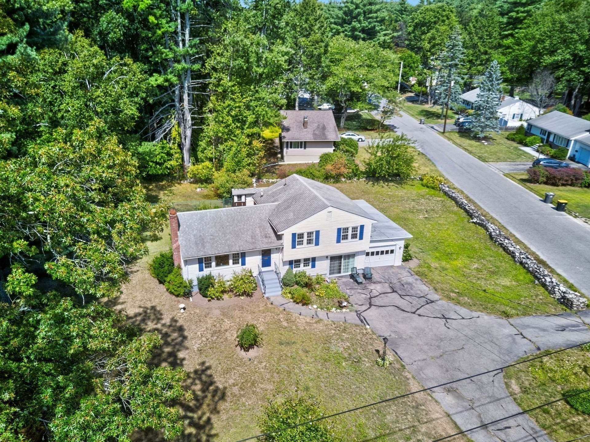 341 Pleasant St
