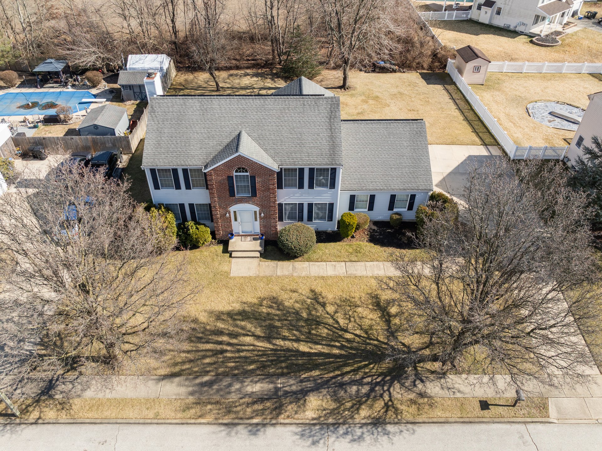 10 Colosseum Drive