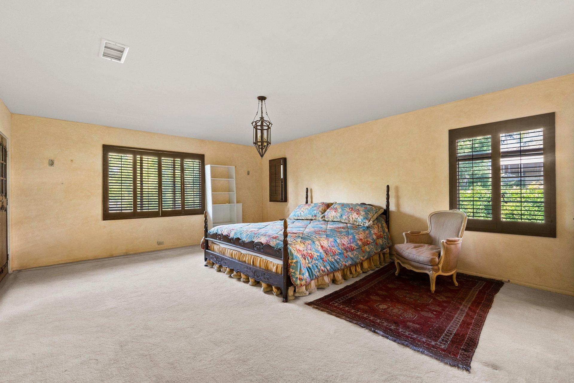 706 N Maple Dr, Beverly Hills