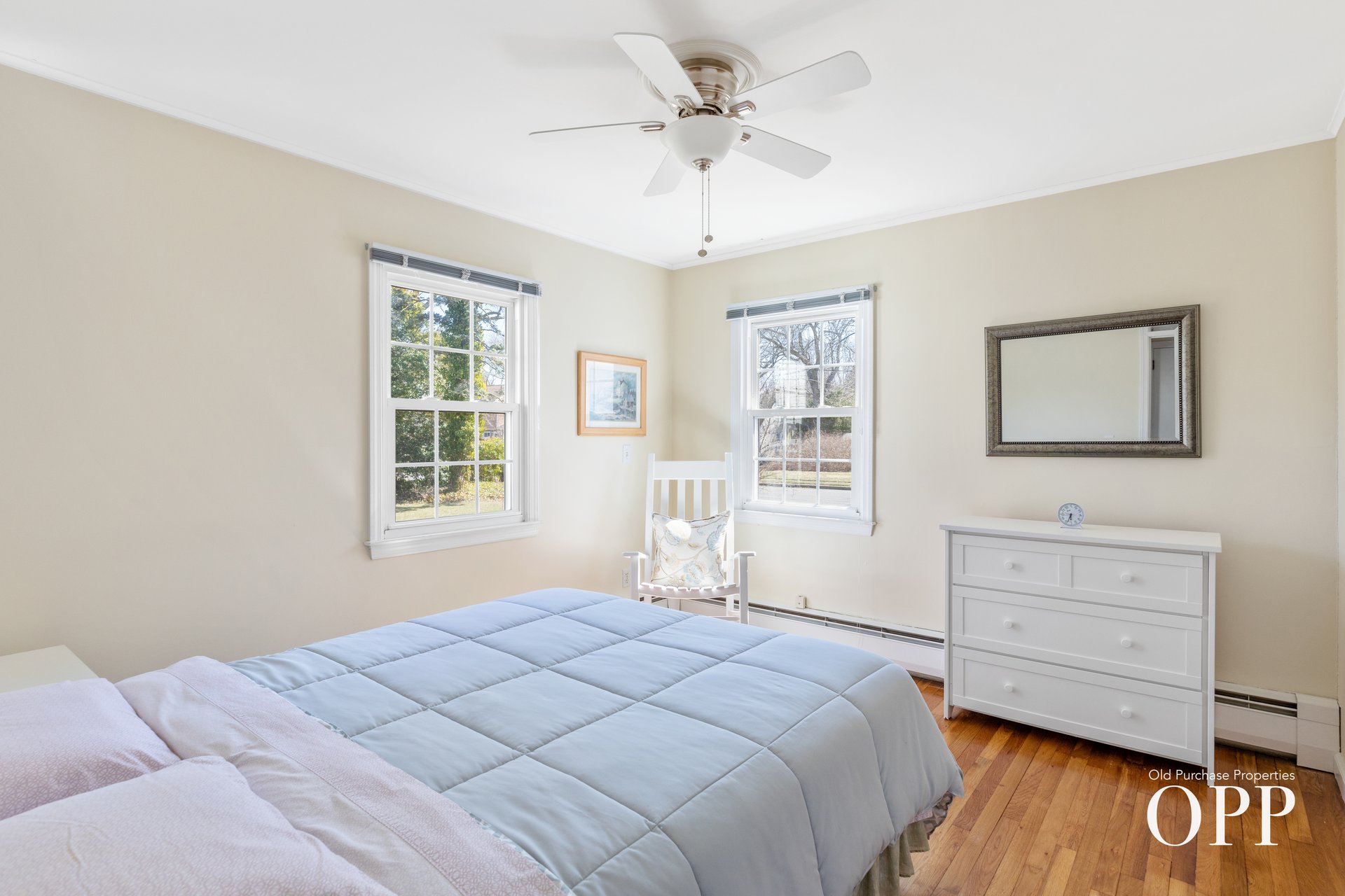 WELL-MAINTAINED RANCH CLOSE TO EVERYTHING