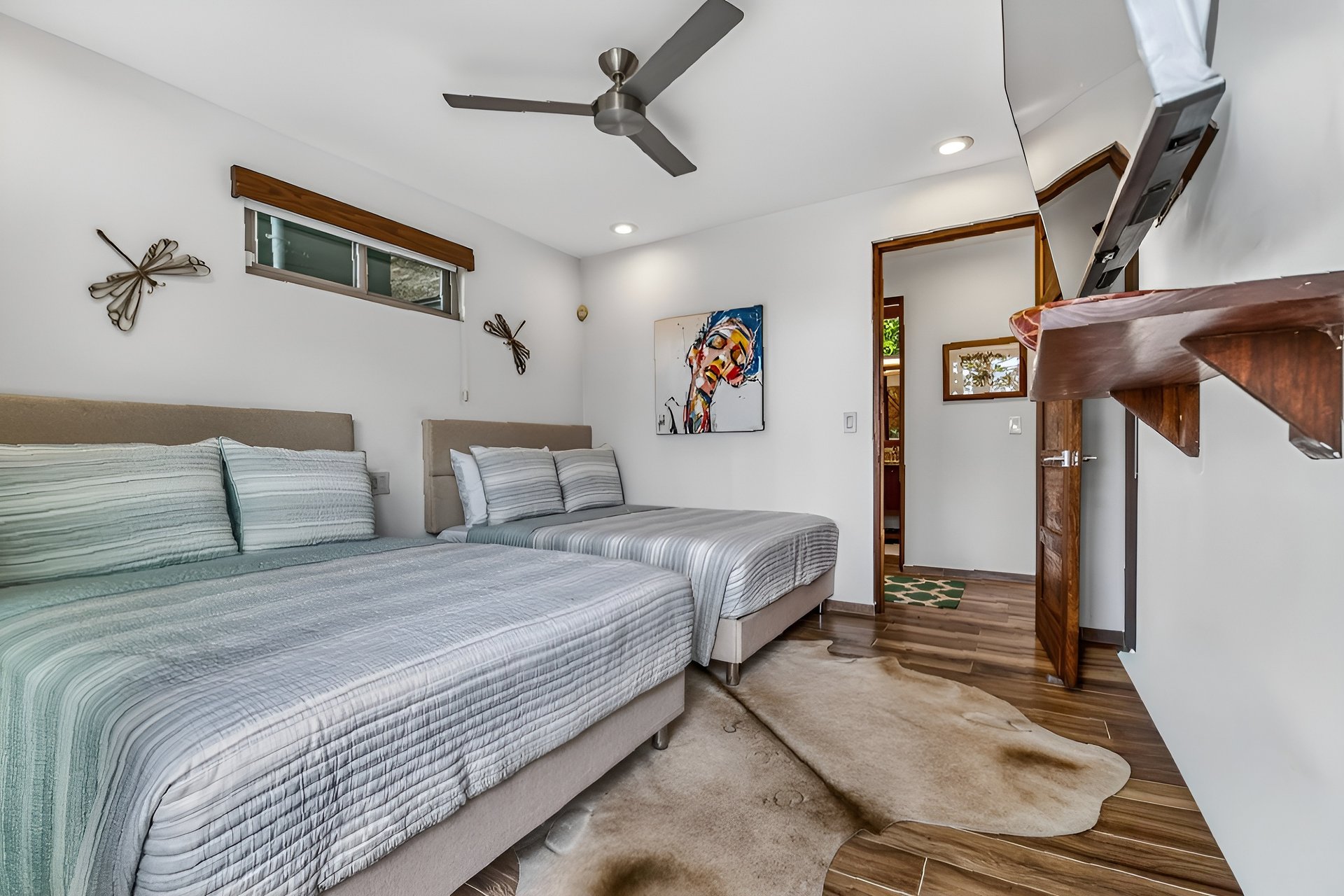 Casa Pochote | Artisan Luxury Villa in Tamarindo | Pool, Jacuzzi & Langosta Beach Club Membership Included