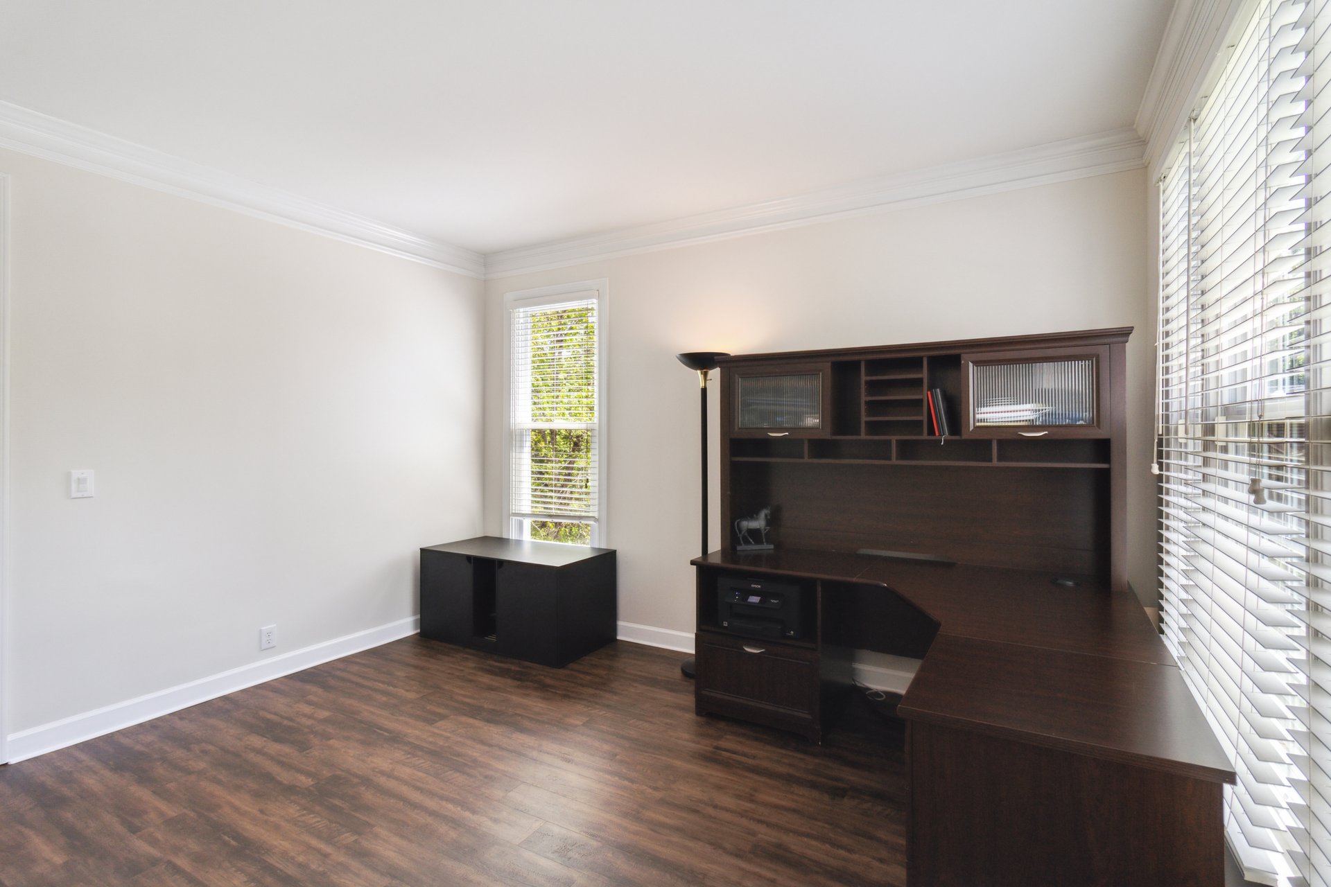 5073 Kingsbridge Pass