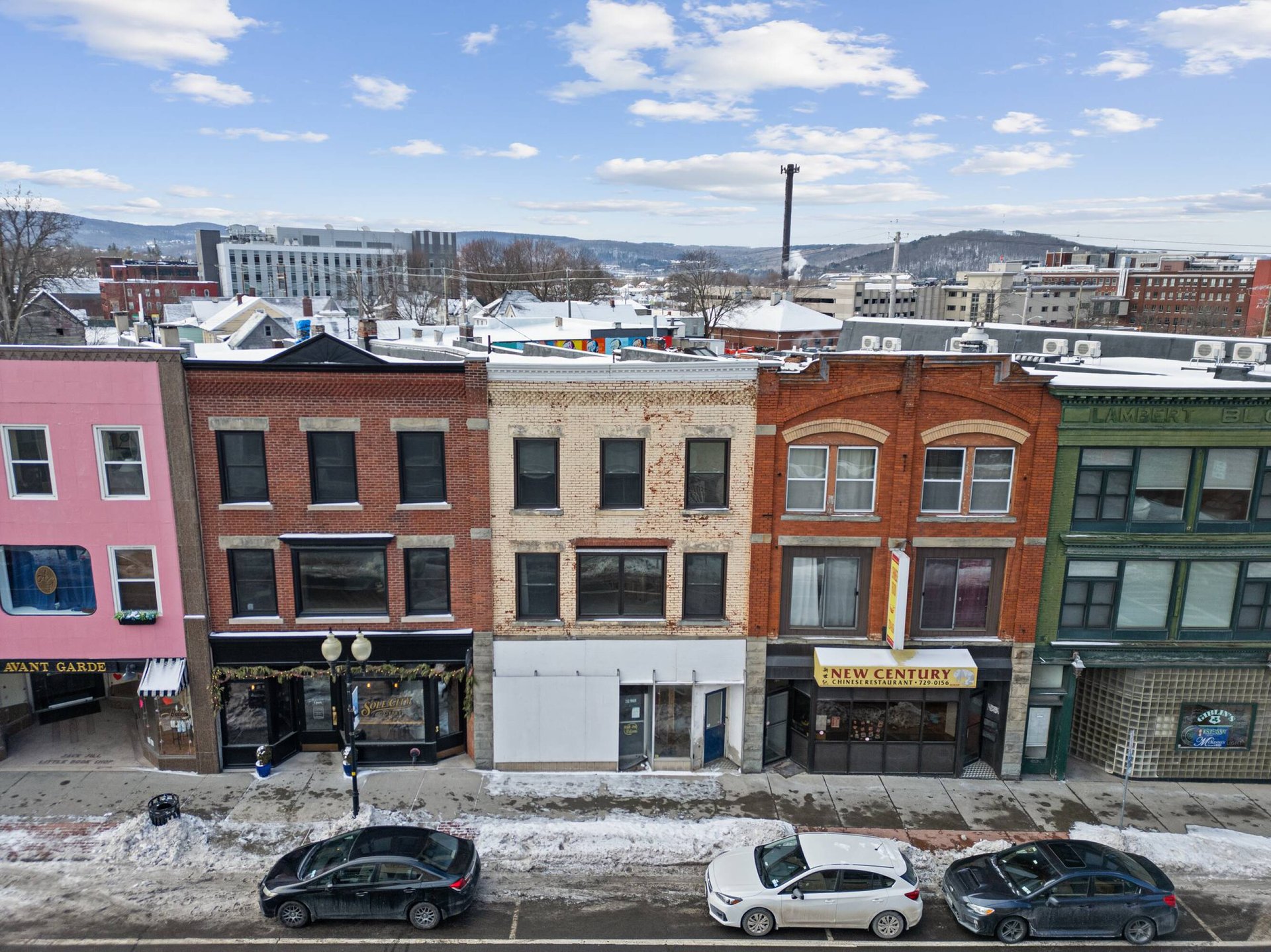 252 Main St