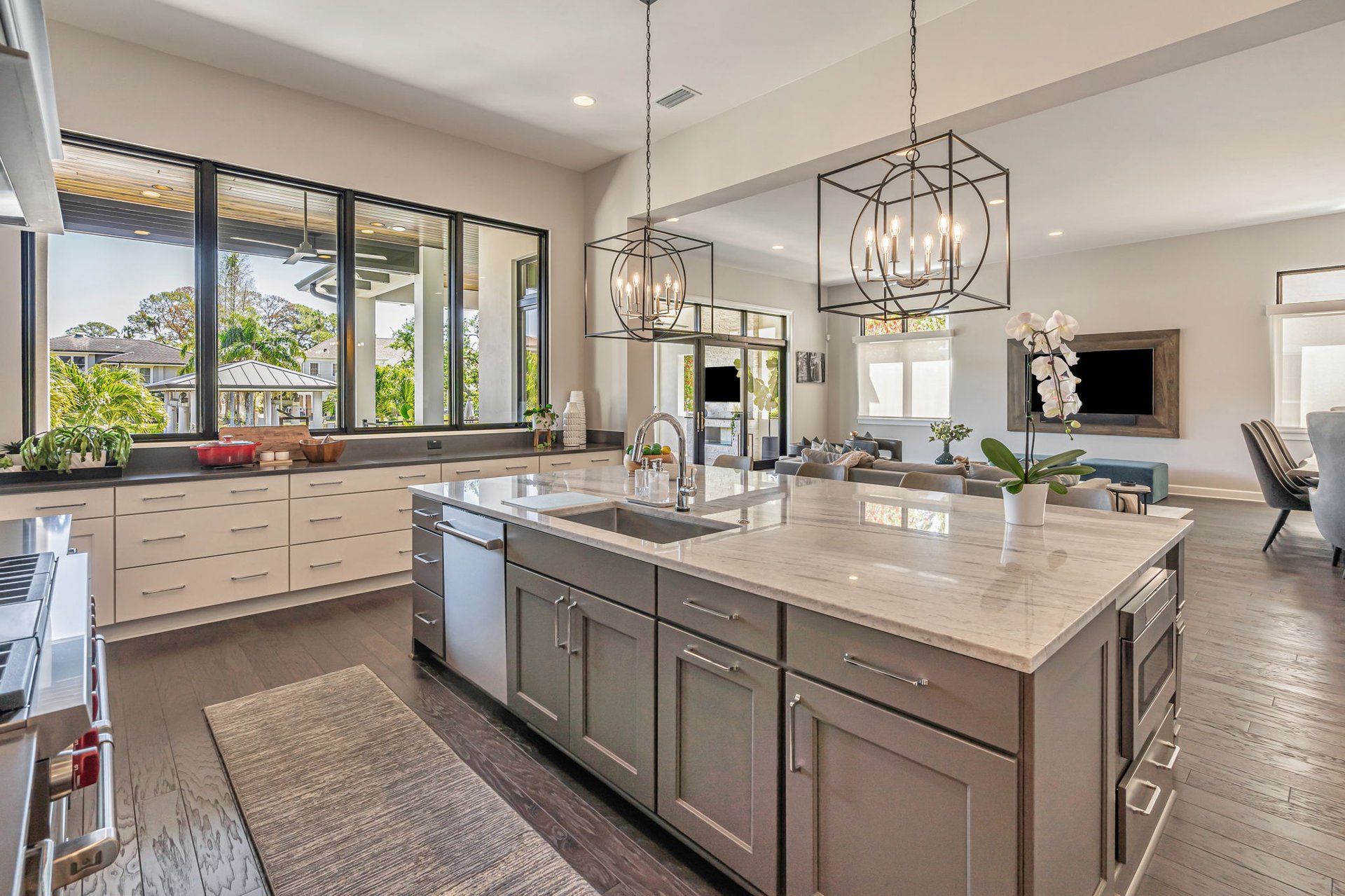 Waterfront Luxury in Beach Park