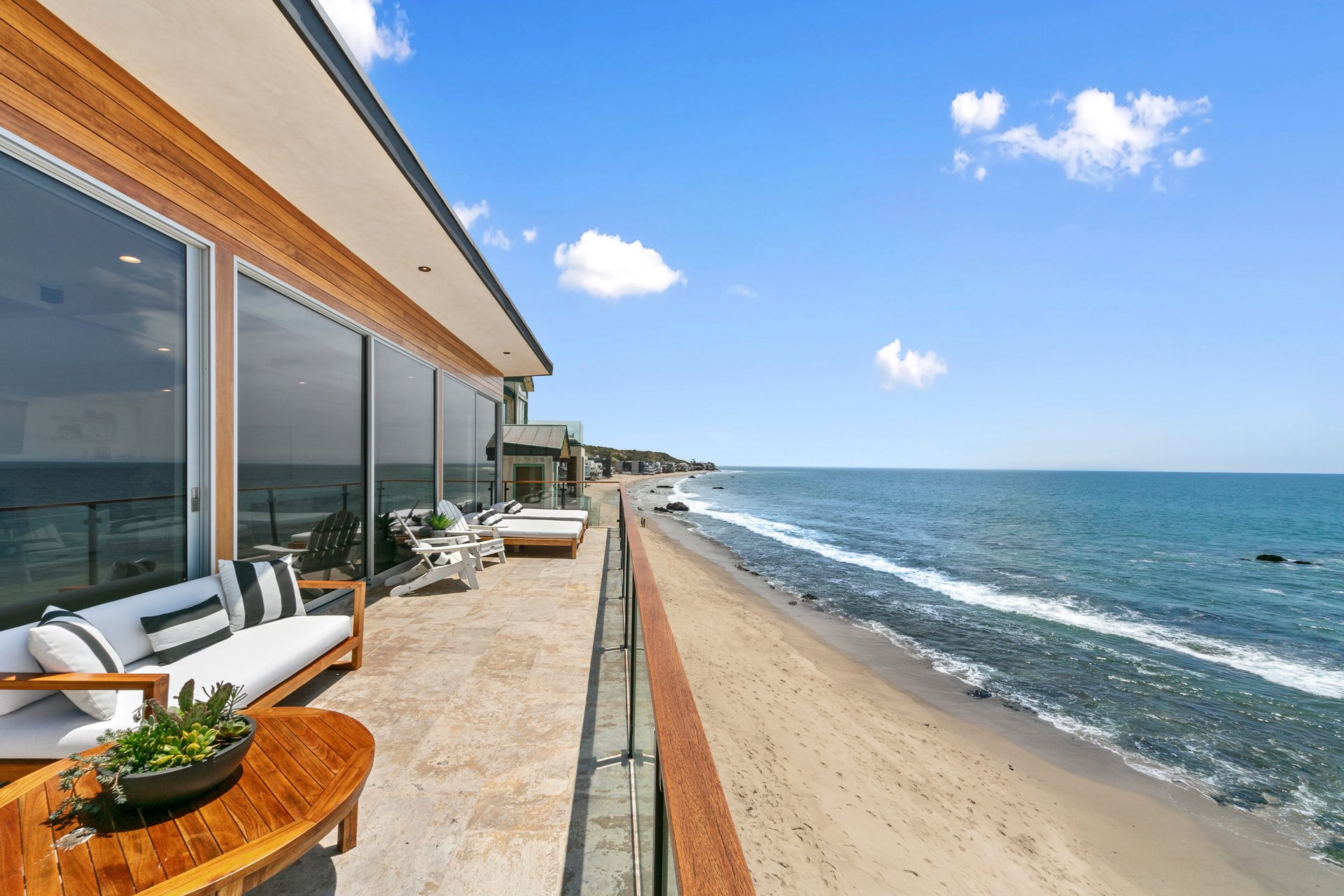 24928 Malibu Rd
