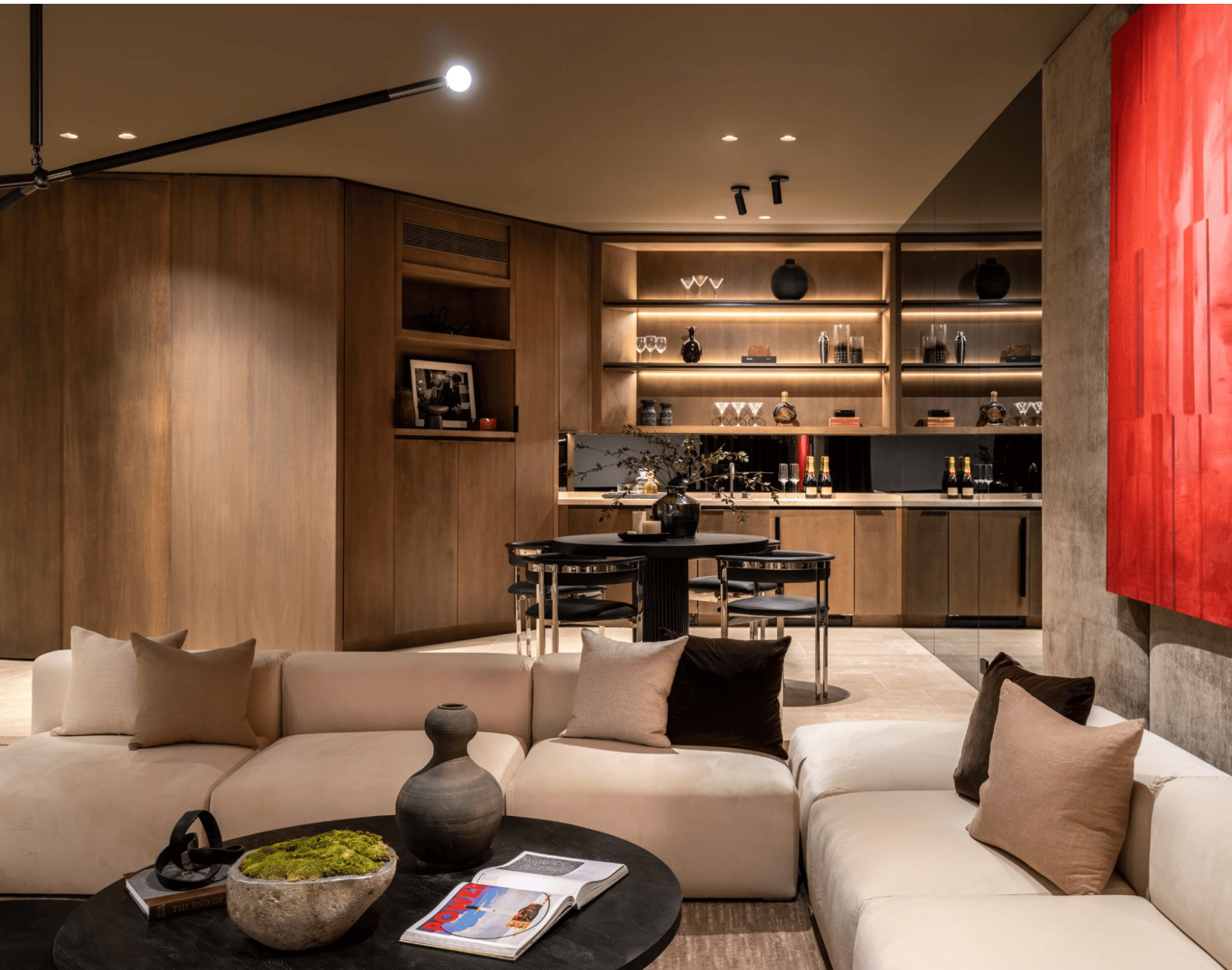 Travertine Renown, Stradella Road, 90077
