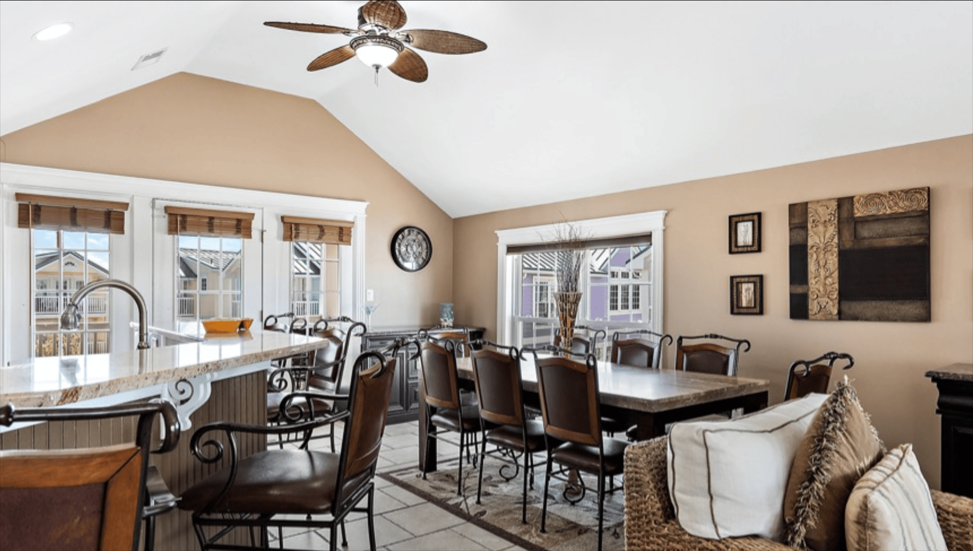 811 Bay Club Lane West, Beach Haven