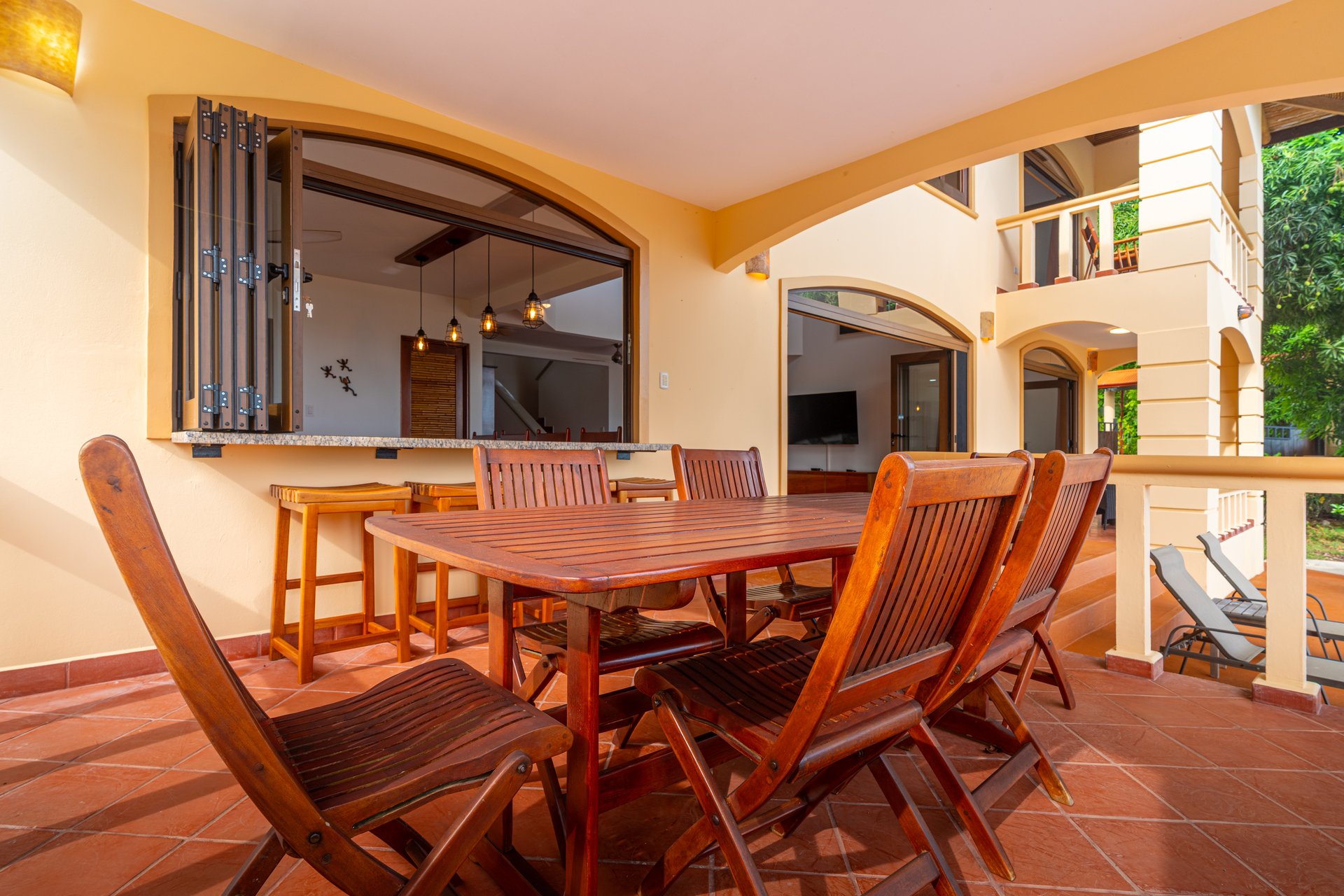 Classic Luxury at Casa Ceiba, Coastal Ocean View 4 Bedroom Home Near Uvita