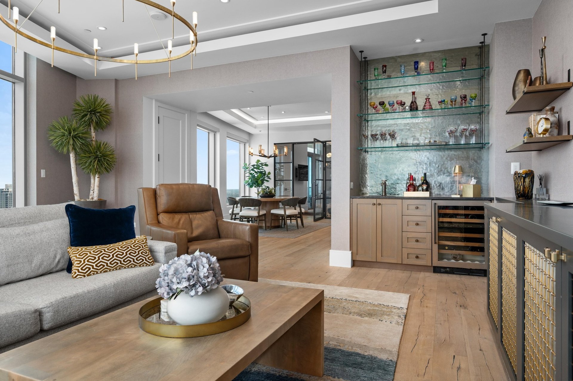 200 Congress Ave #48Y