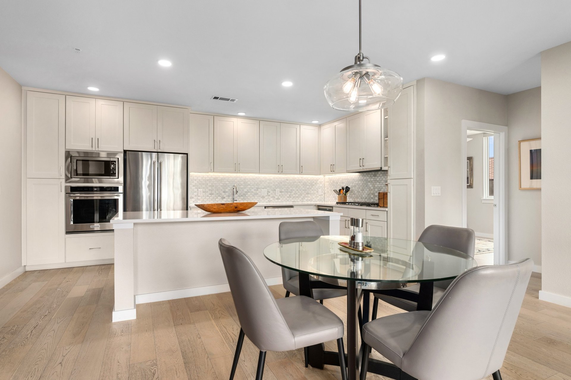 900 S 1st Street #312