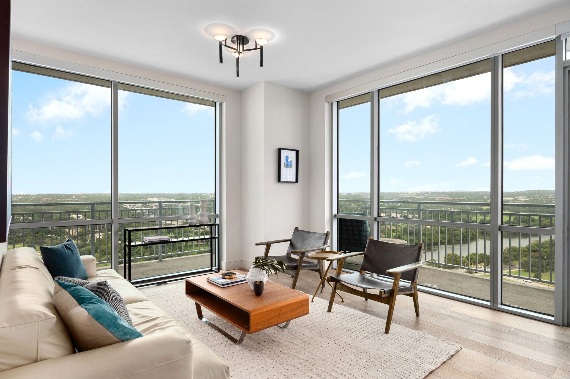 222 West Avenue #2802