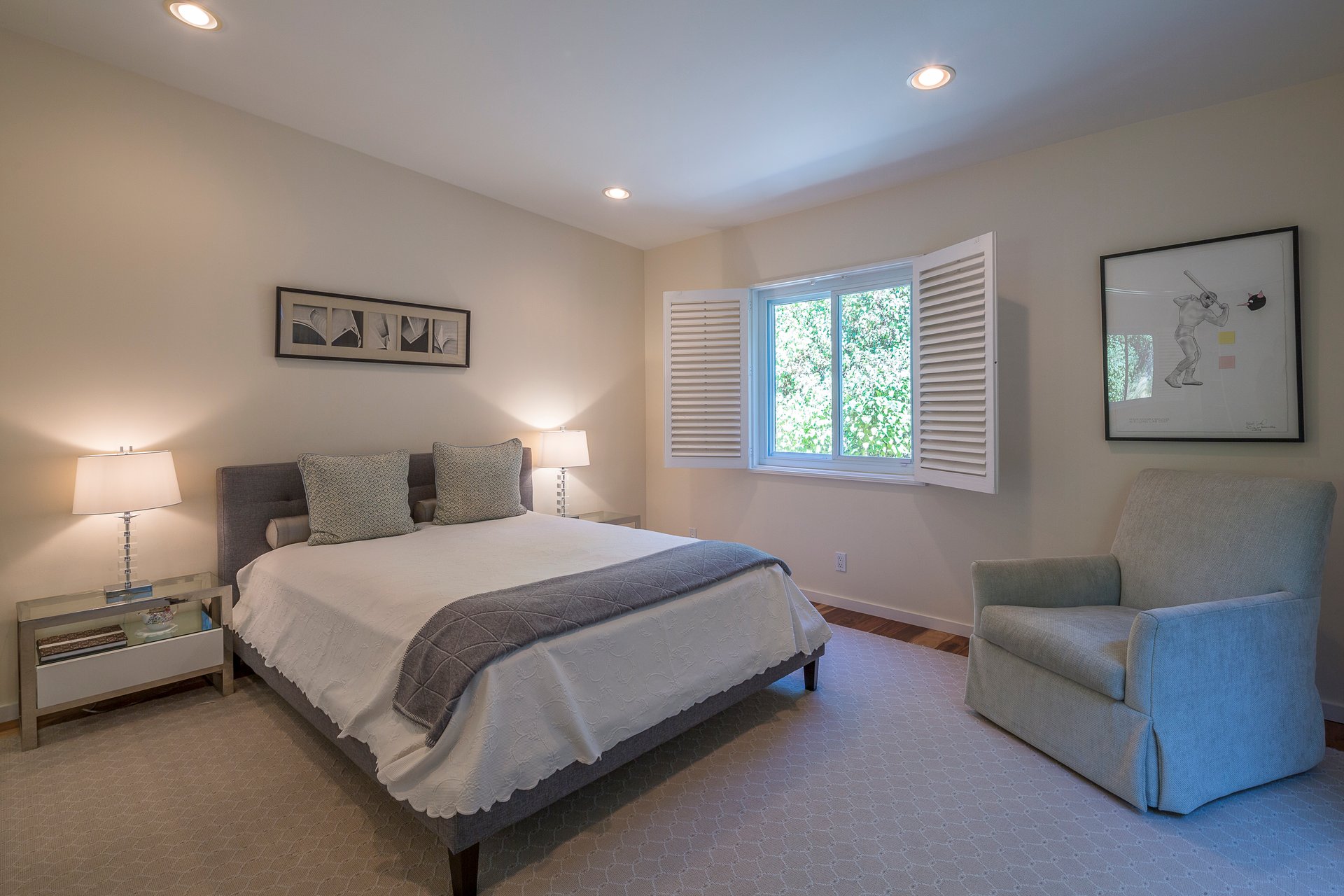 1588 N Doheny Dr