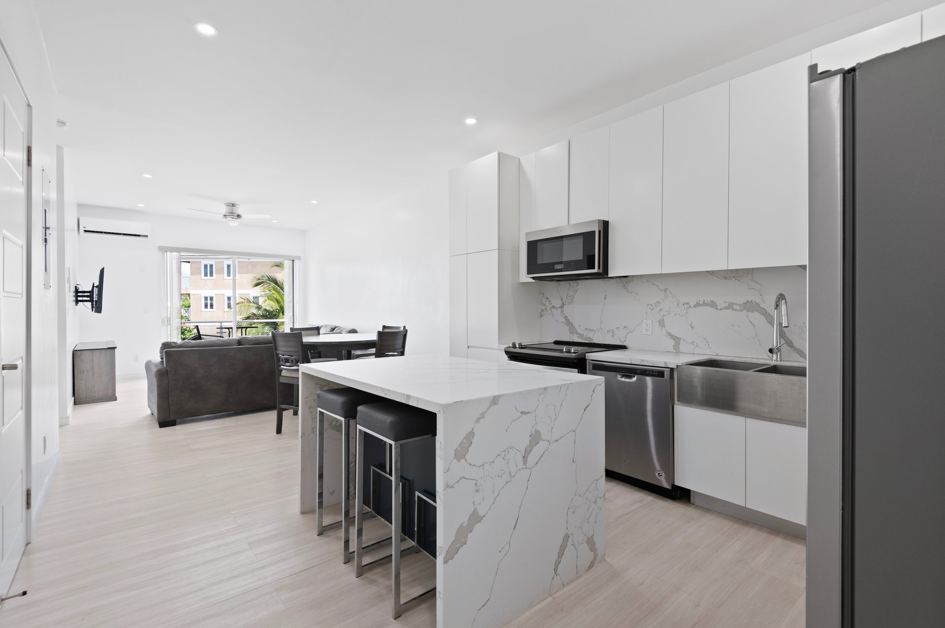 Unit 19, Miramar Coastal Residence