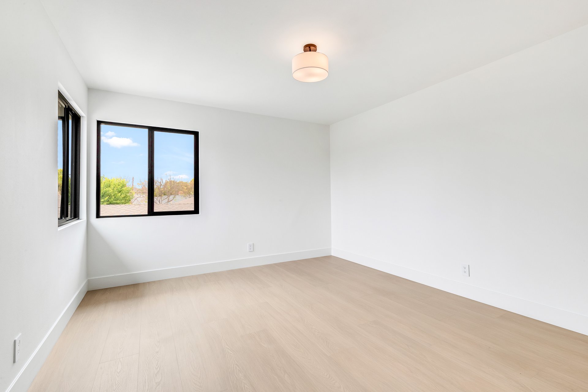 14711 Mimosa Lane