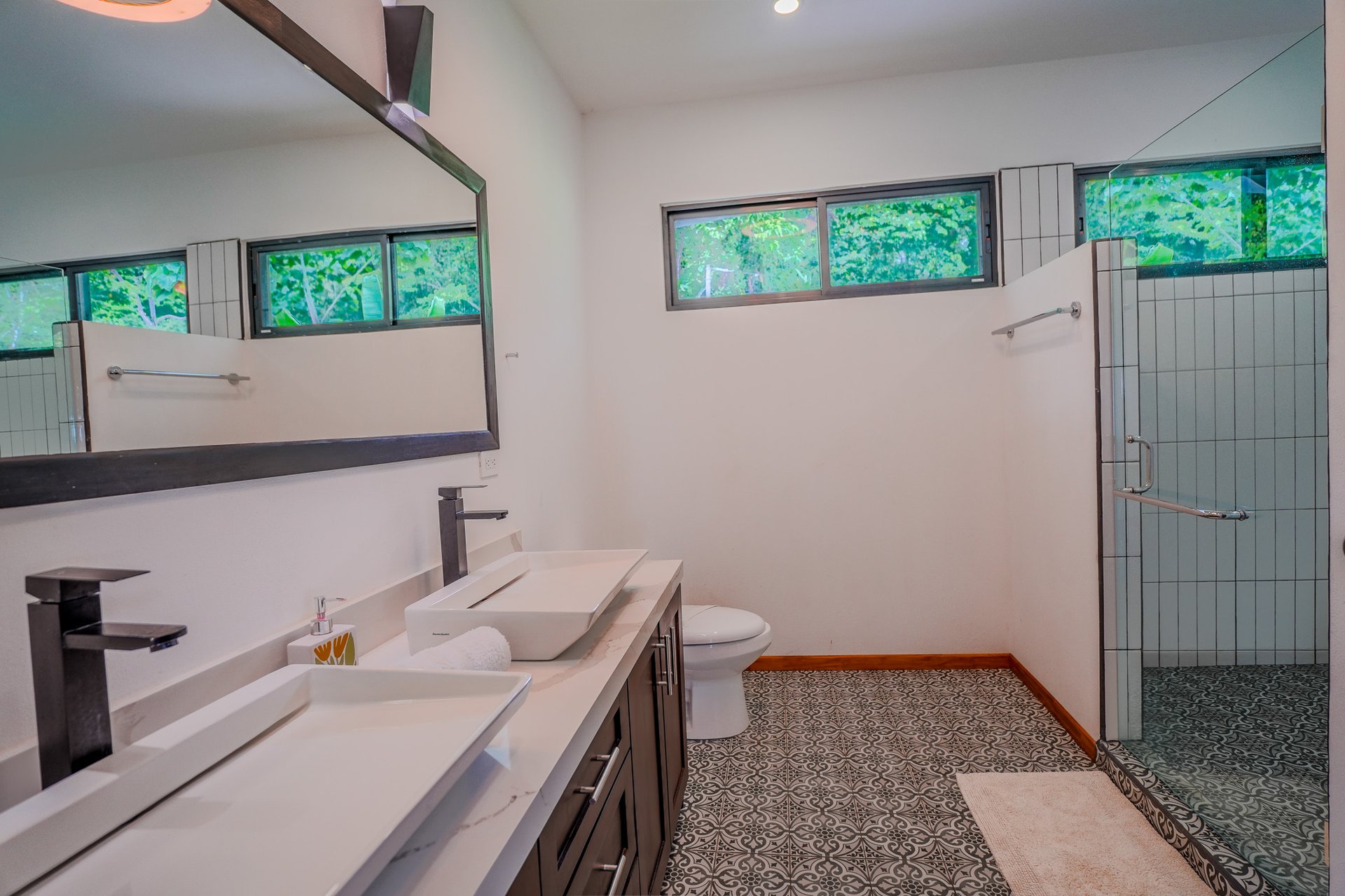Casa La Roca, Whale's Tail 3 Bedroom Home In Uvita!