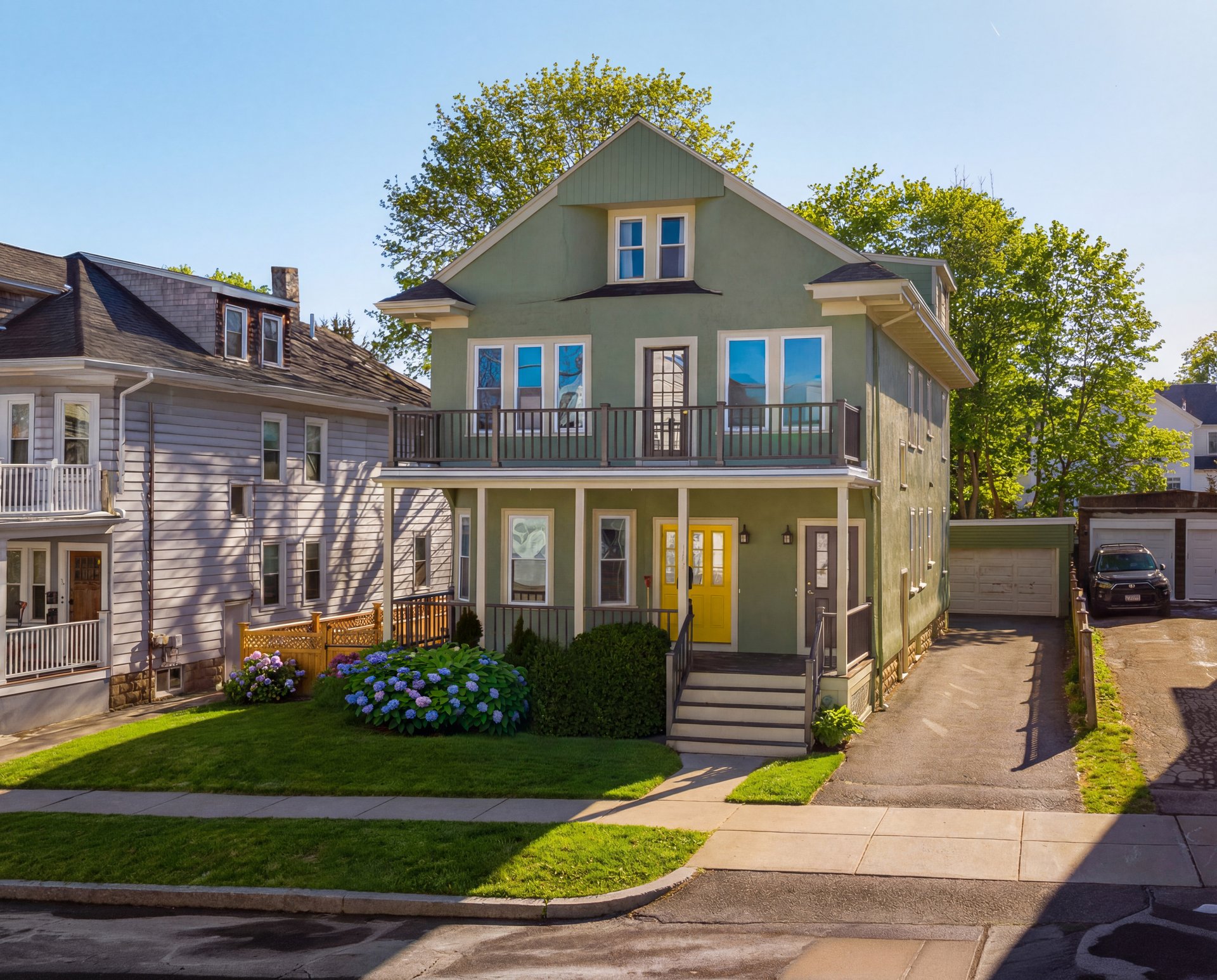 182 Maplewood St # 2
