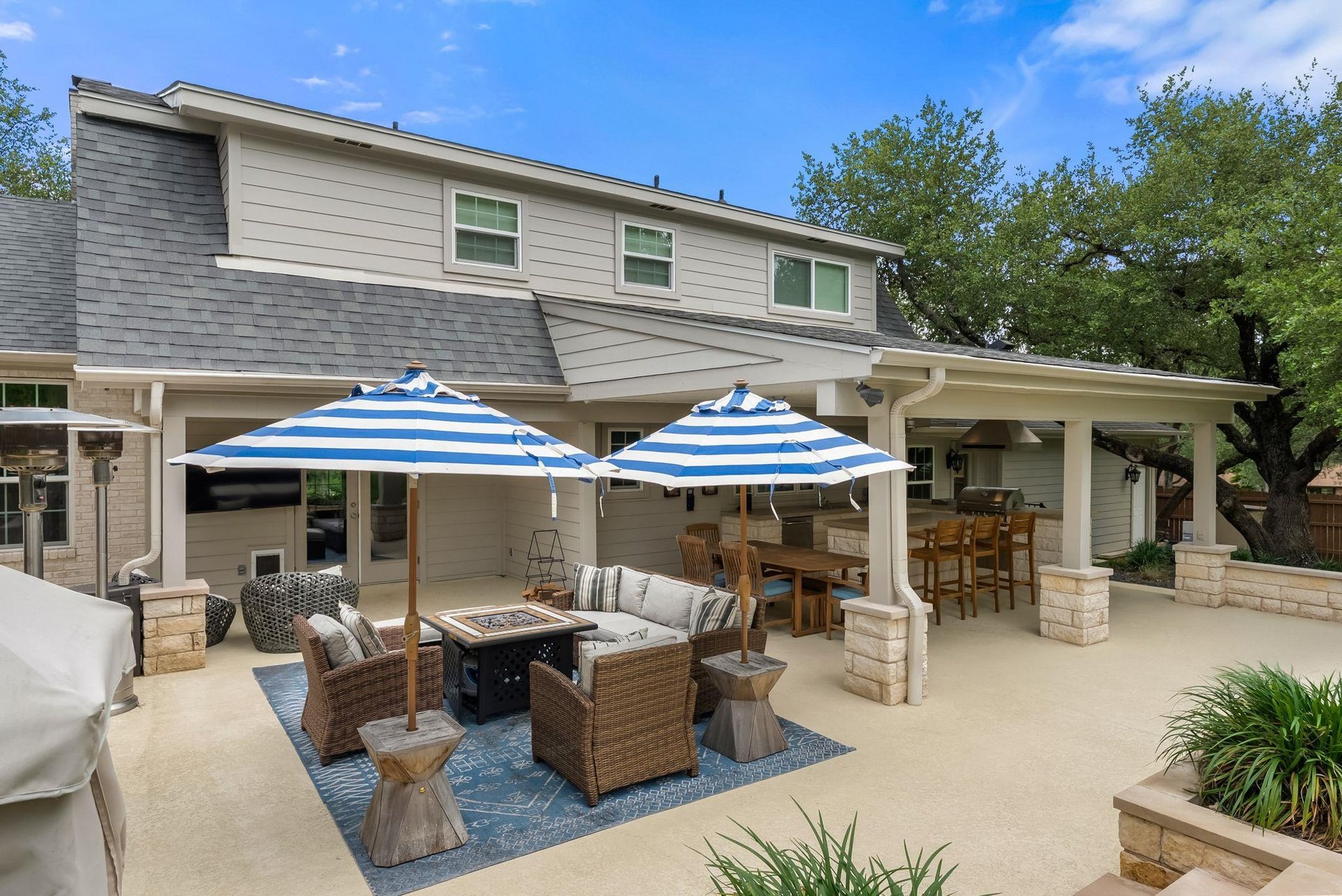 10634 Glass Mountain Trail