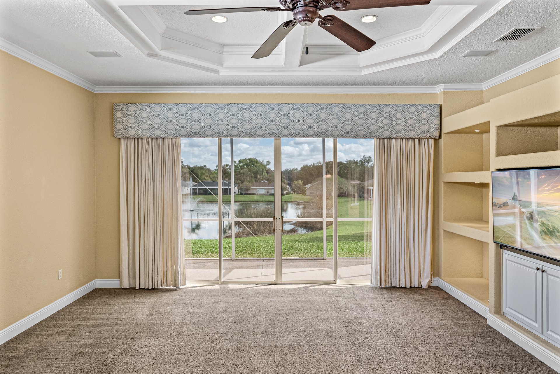 12231 WOODLANDS CIR